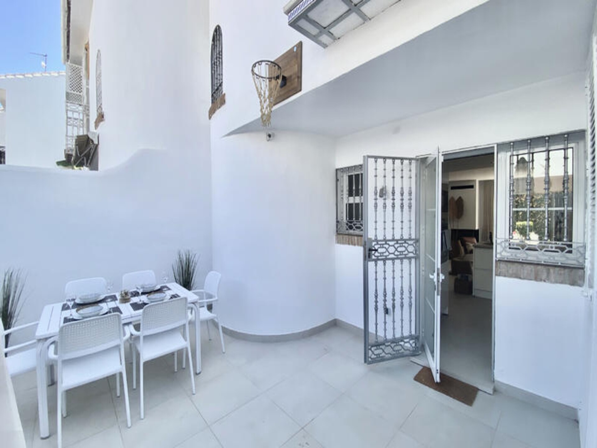 Zonovergoten appartement op 30 meter van het strand in La Cala de Mijas - foto 17
