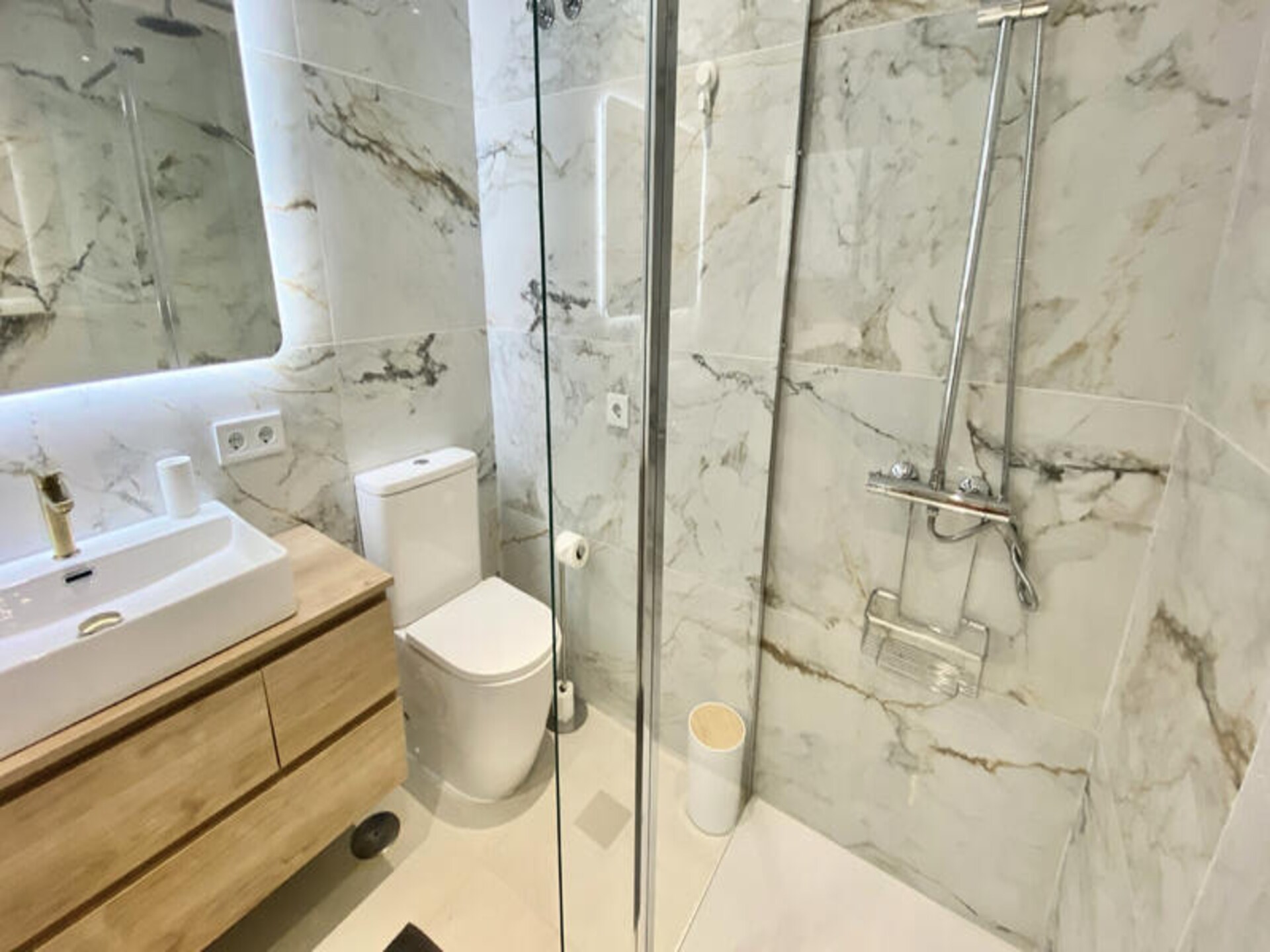 Zonovergoten appartement op 30 meter van het strand in La Cala de Mijas - foto 30
