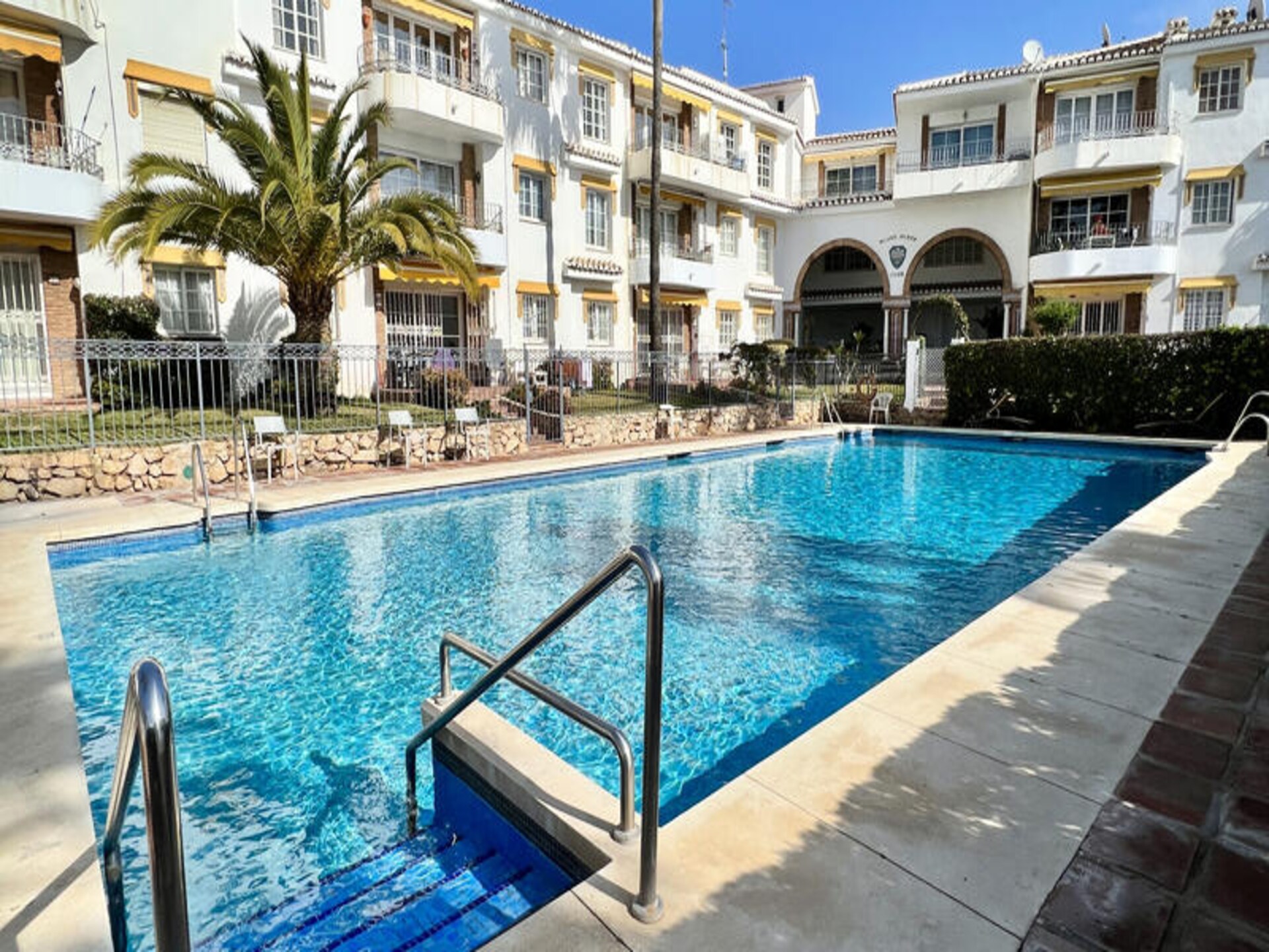 Zonovergoten appartement op 30 meter van het strand in La Cala de Mijas - foto 34