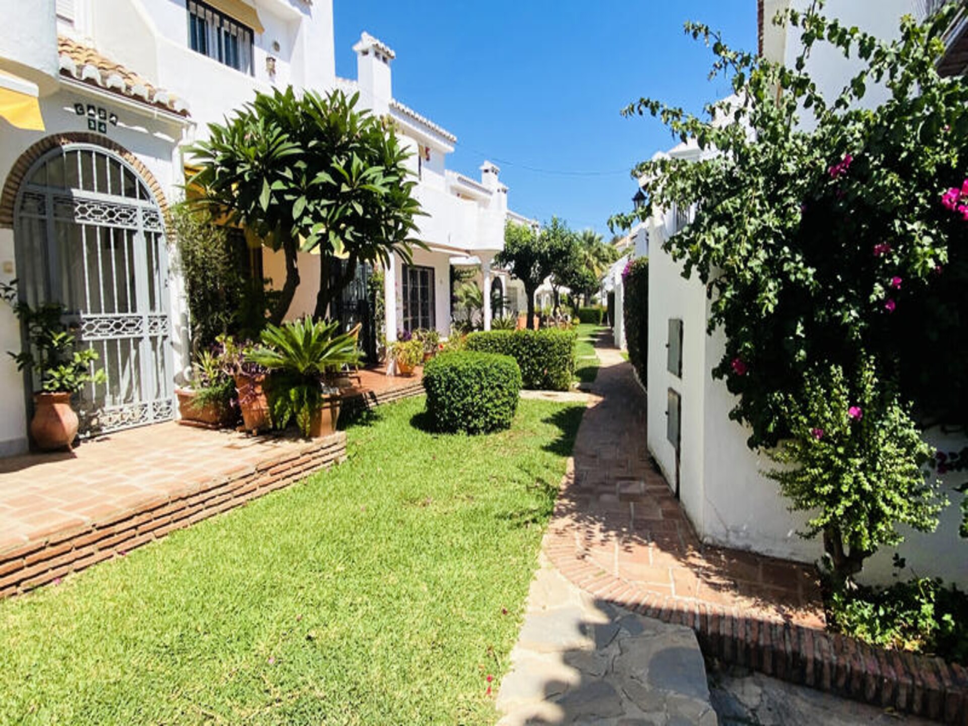 Zonovergoten appartement op 30 meter van het strand in La Cala de Mijas - foto 39