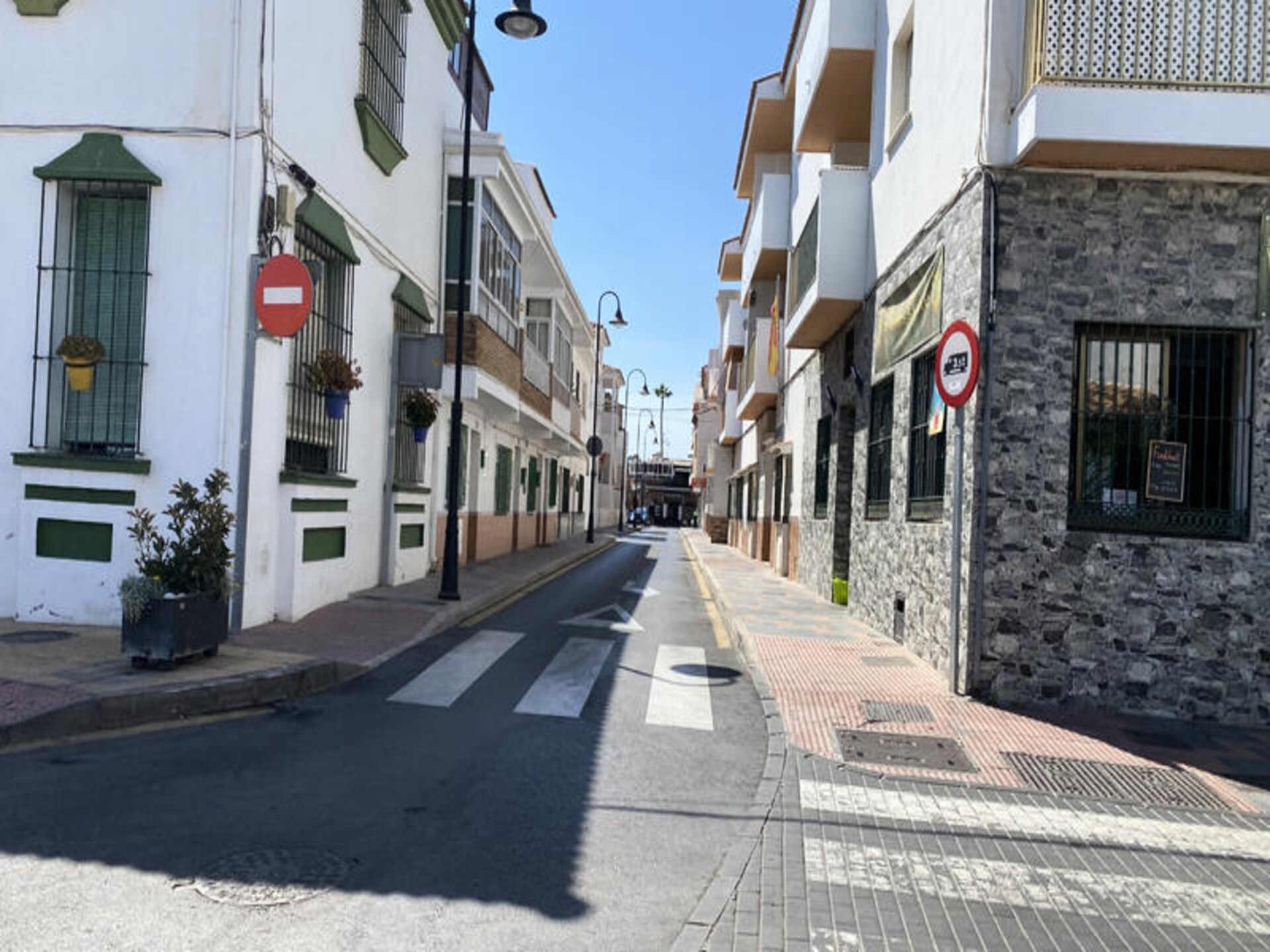 Zonovergoten appartement op 30 meter van het strand in La Cala de Mijas - foto 43