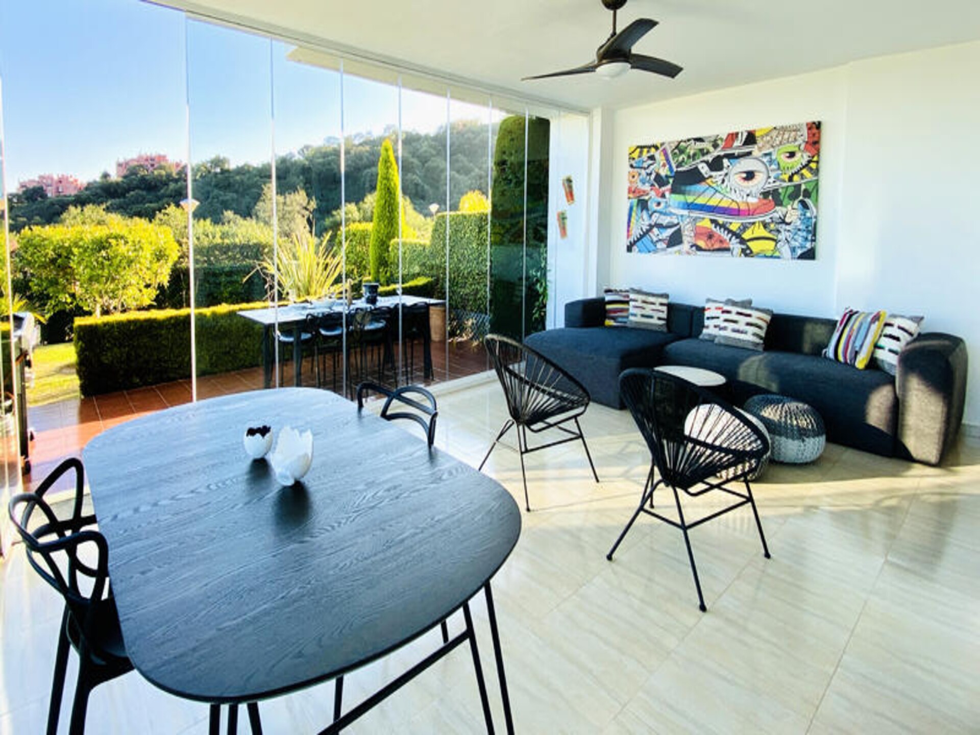 Luxe hoekappartement met zeezicht en gratis golf in La Mairena - foto 14