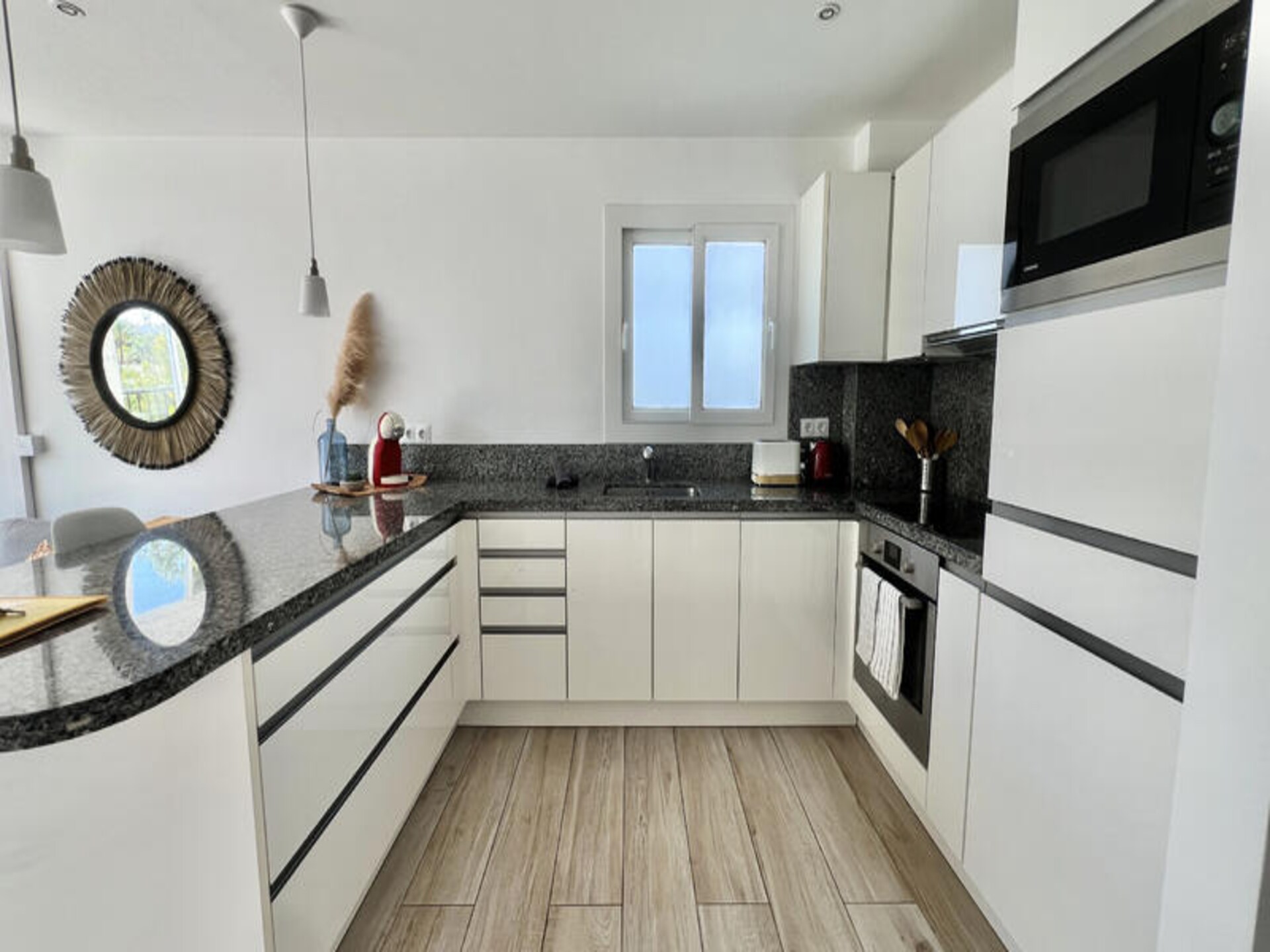 Zonnig appartement in Marbella, op 100 meter van het strand van Puerto Banús - foto 12