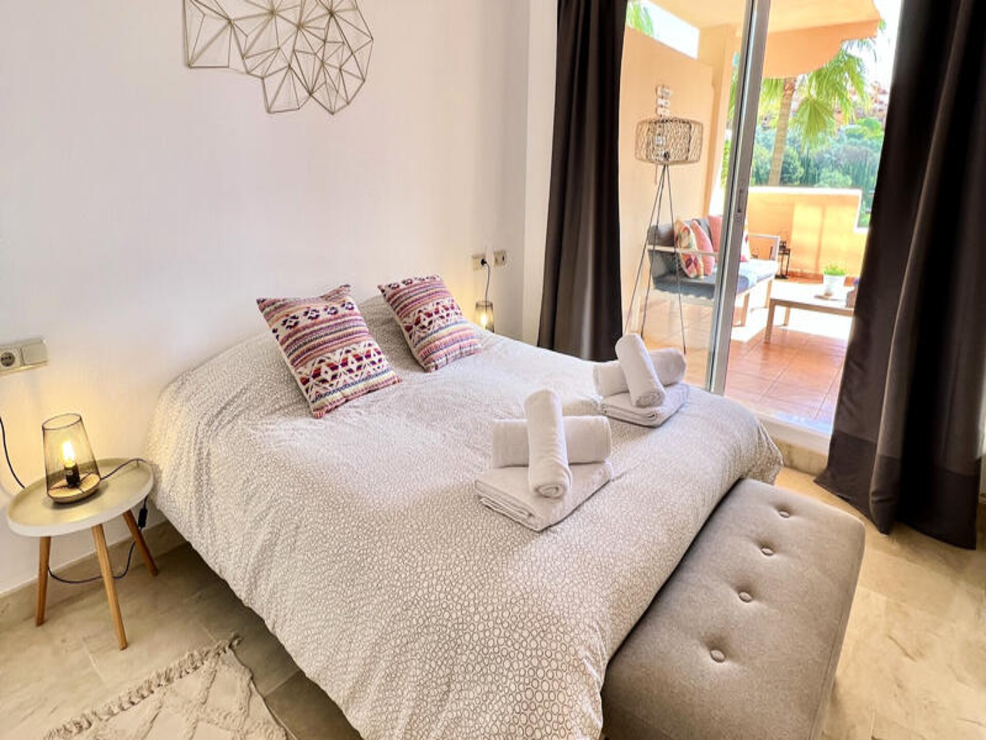 Elegant appartement aan Santa Maria Golf met ruim terras in Elviria, Marbella - foto 32