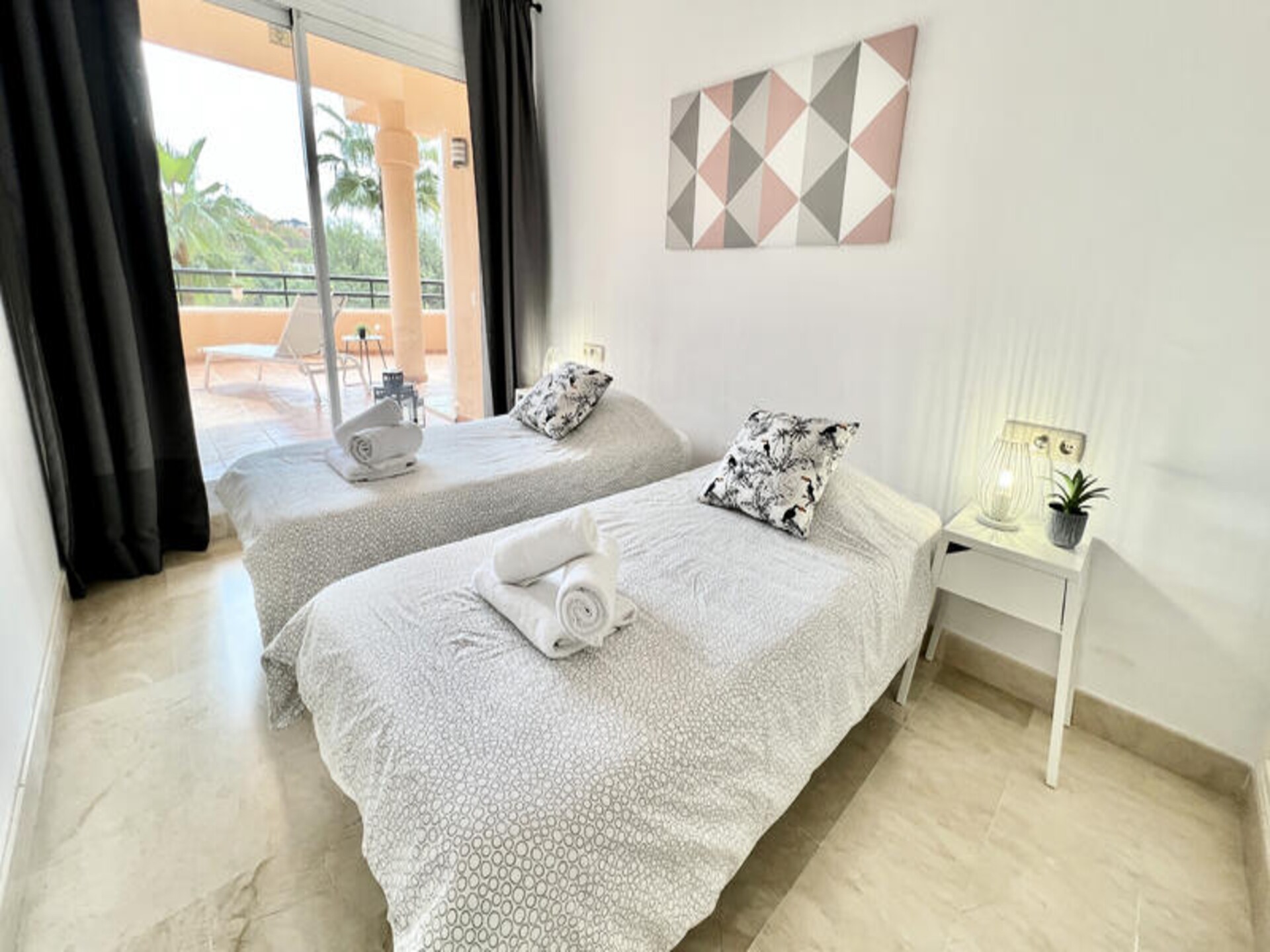 Elegant appartement aan Santa Maria Golf met ruim terras in Elviria, Marbella - foto 34