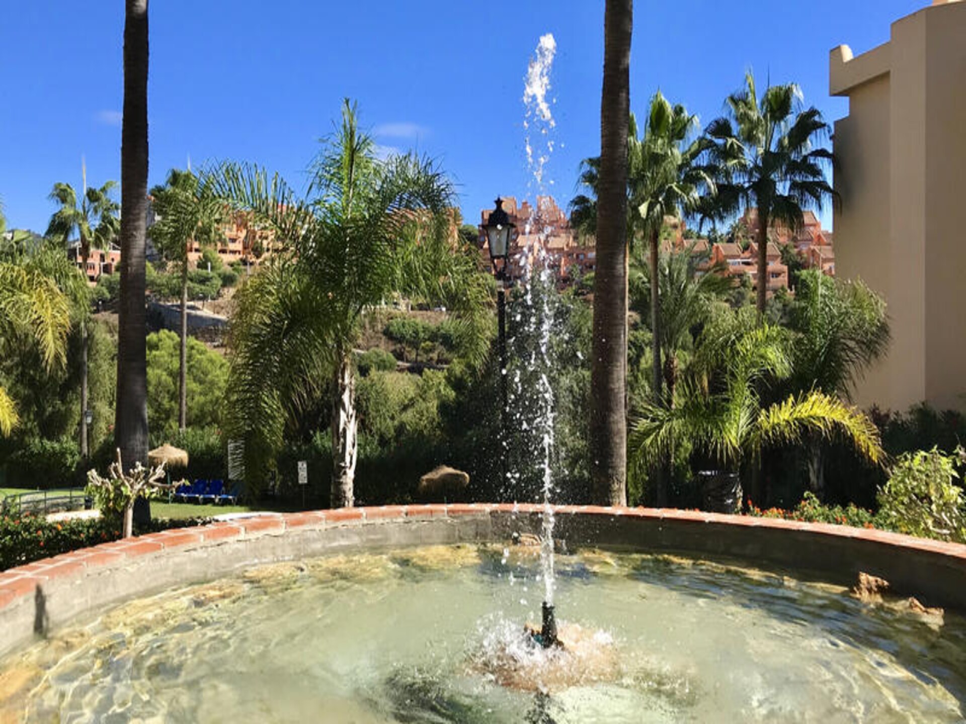 Elegant appartement aan Santa Maria Golf met ruim terras in Elviria, Marbella - foto 41