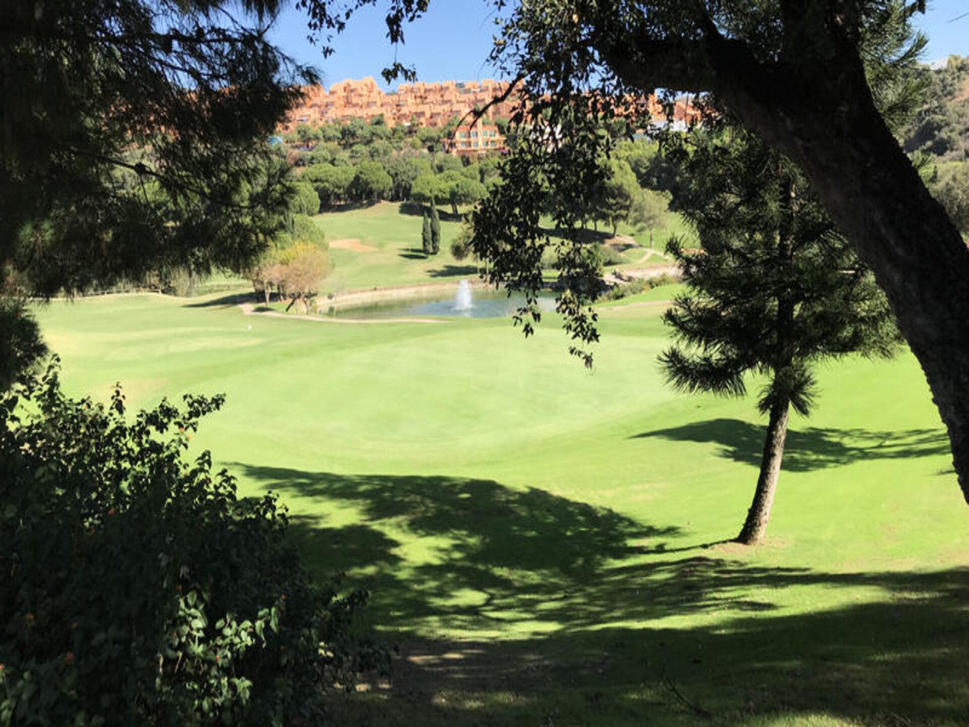 Elegant appartement aan Santa Maria Golf met ruim terras in Elviria, Marbella - foto 44