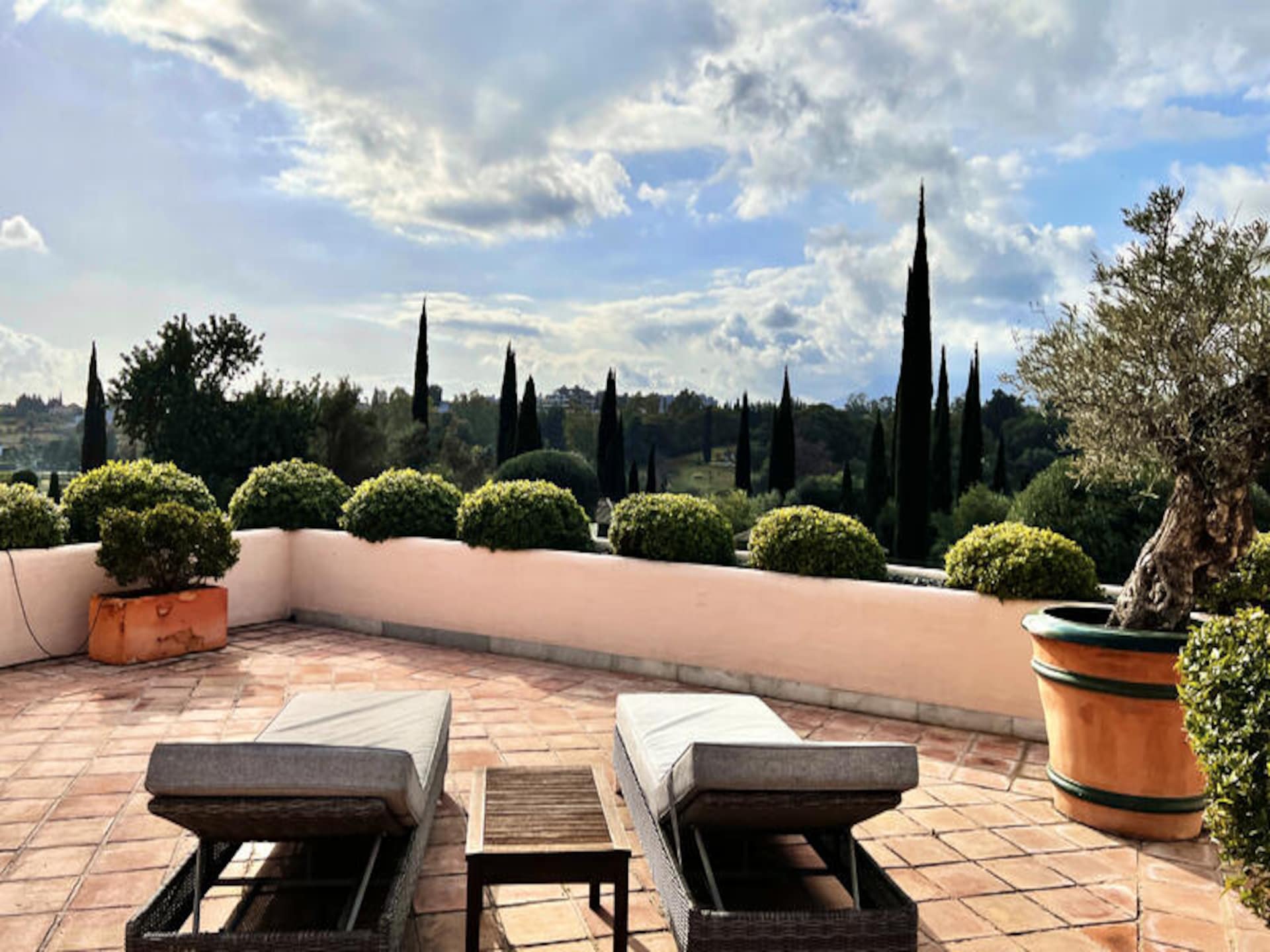 Luxe appartement met 170m² terras aan golfbaan Los Flamingos, Benahavís - foto 22