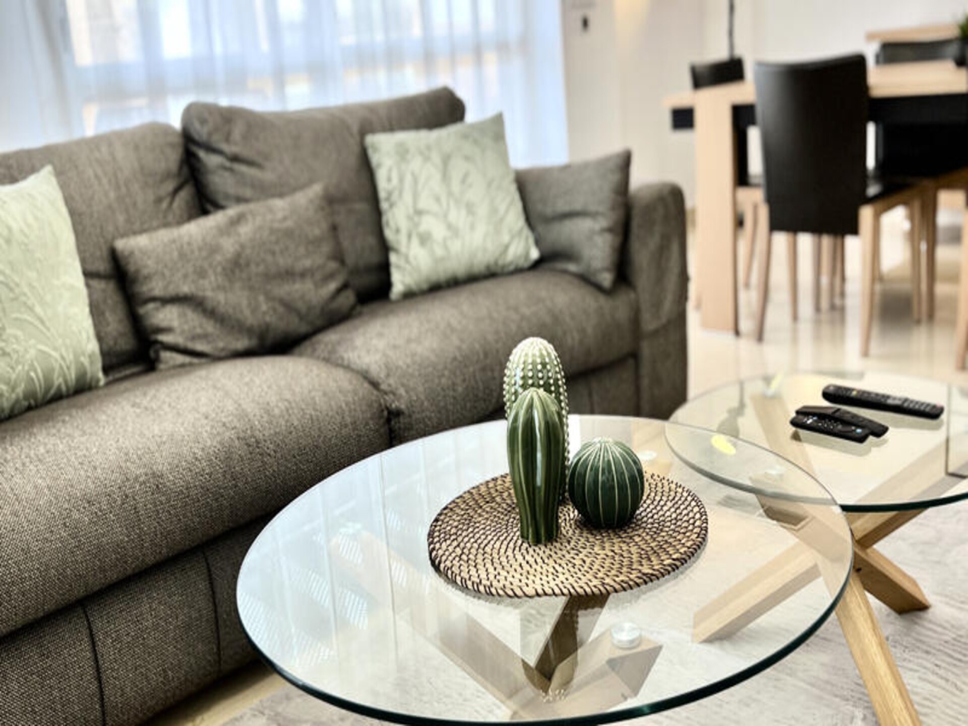 Modern appartement in Bahia de Marbella met strandtoegang en twee zwembaden - foto 10