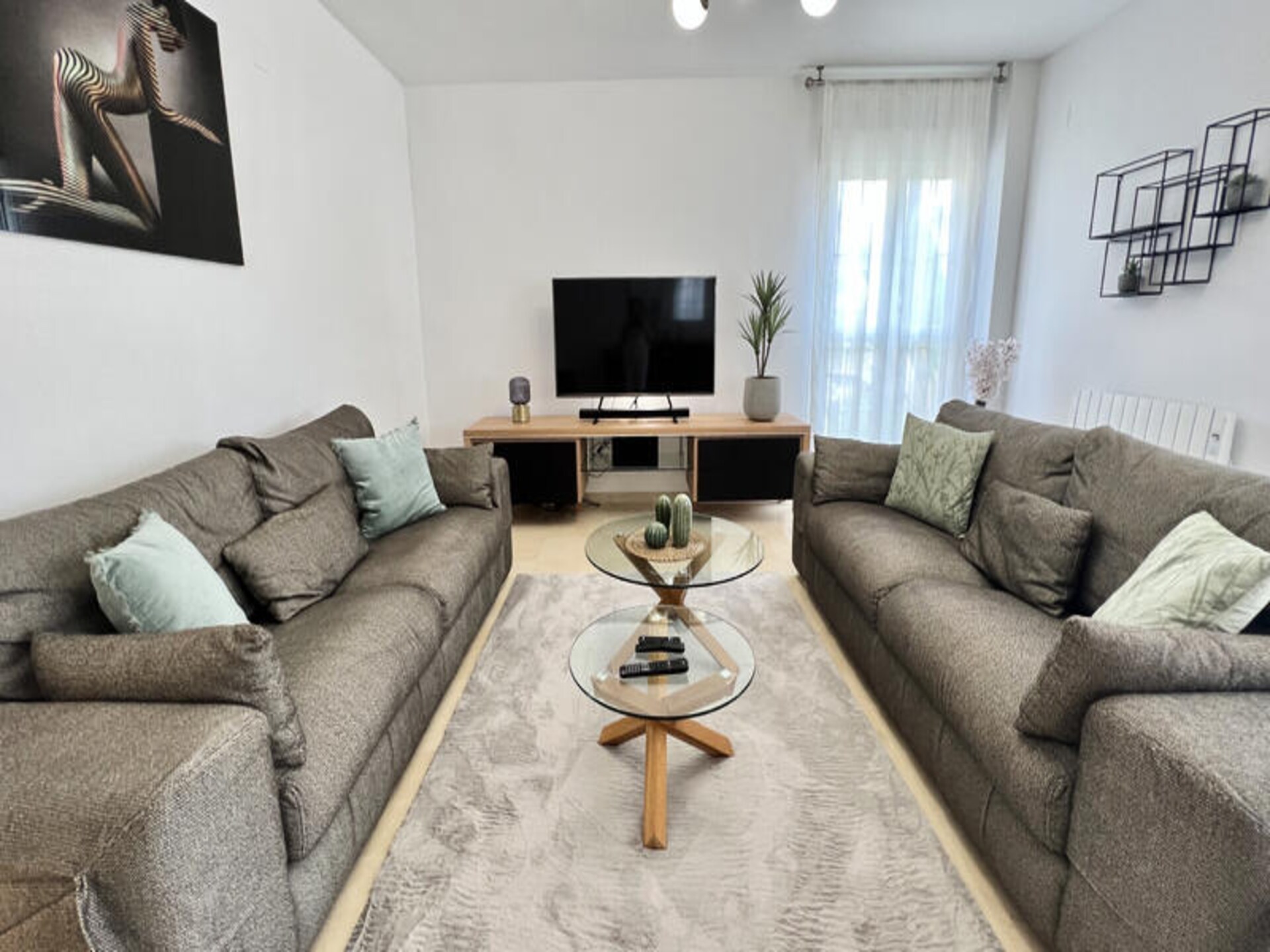 Modern appartement in Bahia de Marbella met strandtoegang en twee zwembaden - foto 11