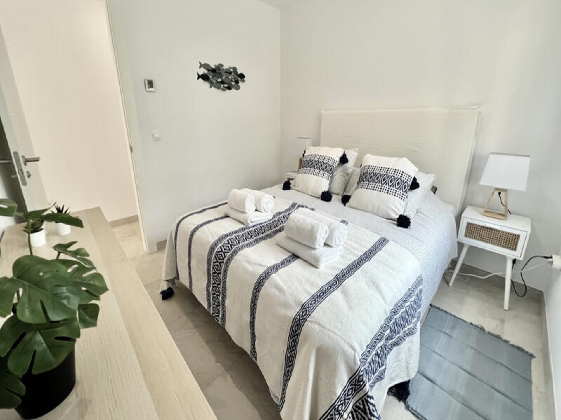 Stijlvol gerenoveerd appartement met privézwembad in La Cala de Mijas - foto 39