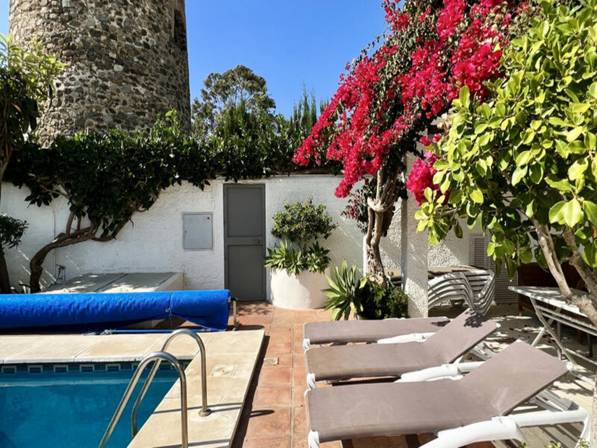 Licht appartement bij het strand van El Saladillo, Estepona - foto 13