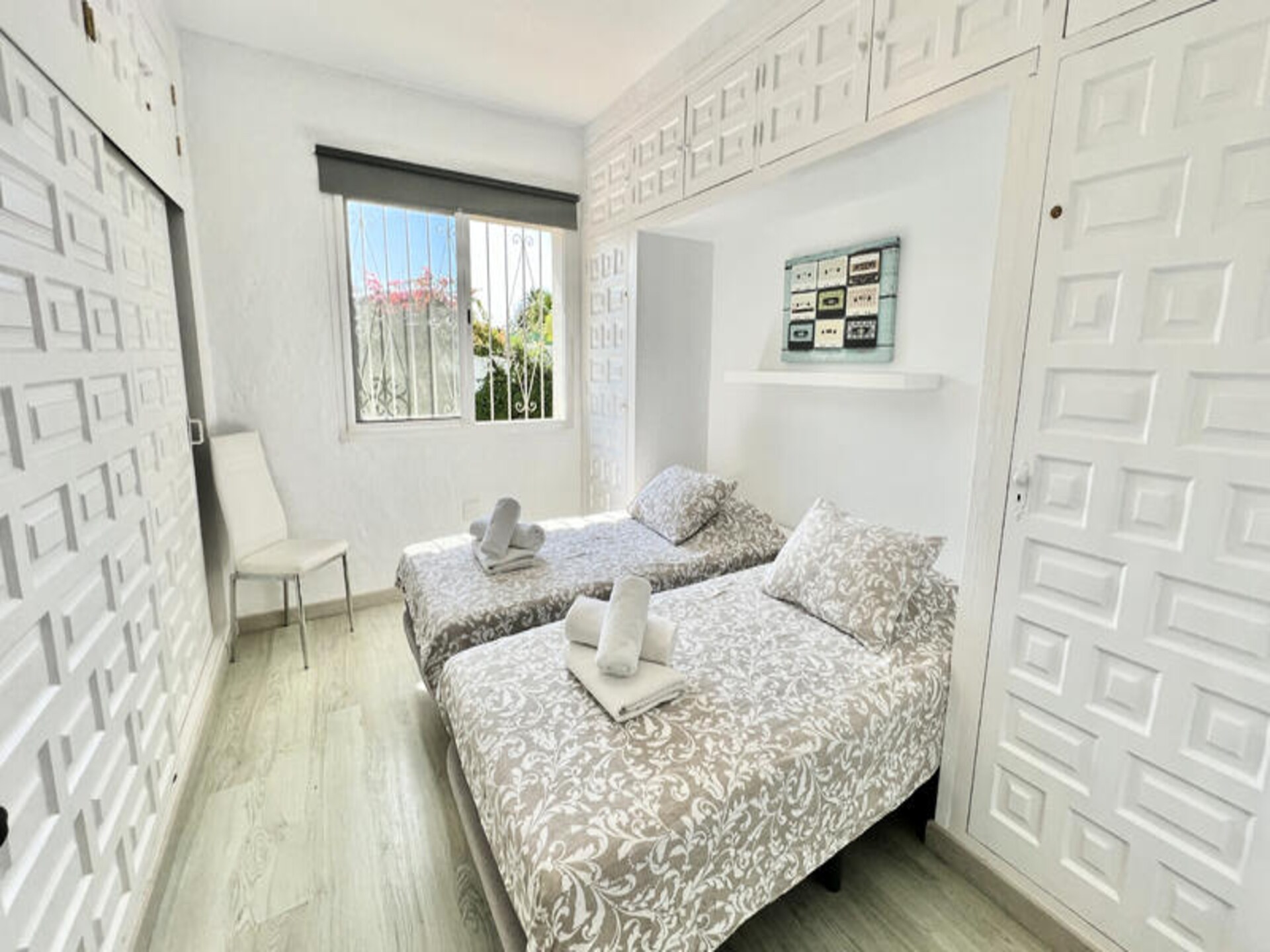 Licht appartement bij het strand van El Saladillo, Estepona - foto 30