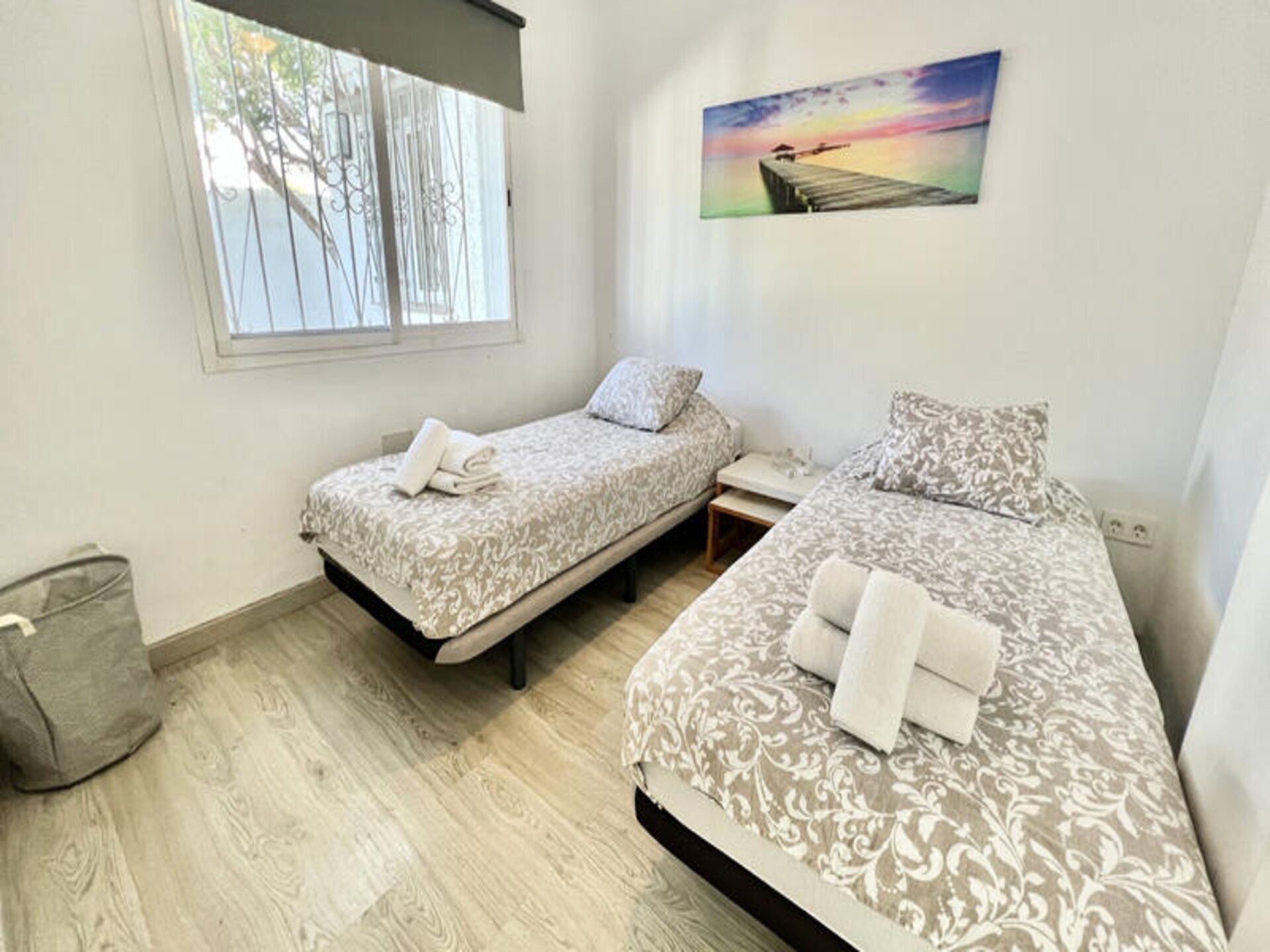 Licht appartement bij het strand van El Saladillo, Estepona - foto 39