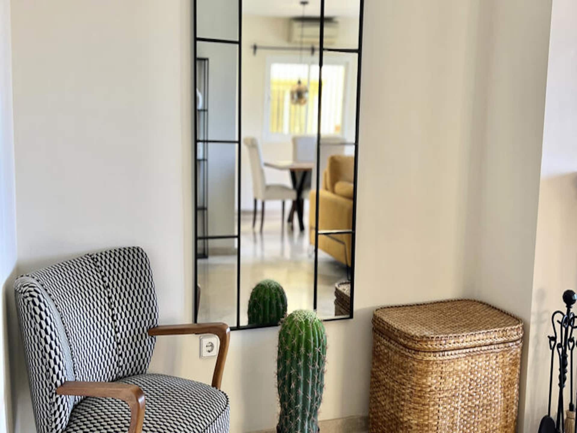 Ruim appartement in Mijas met zeezicht, zwembad en dakterras - foto 17