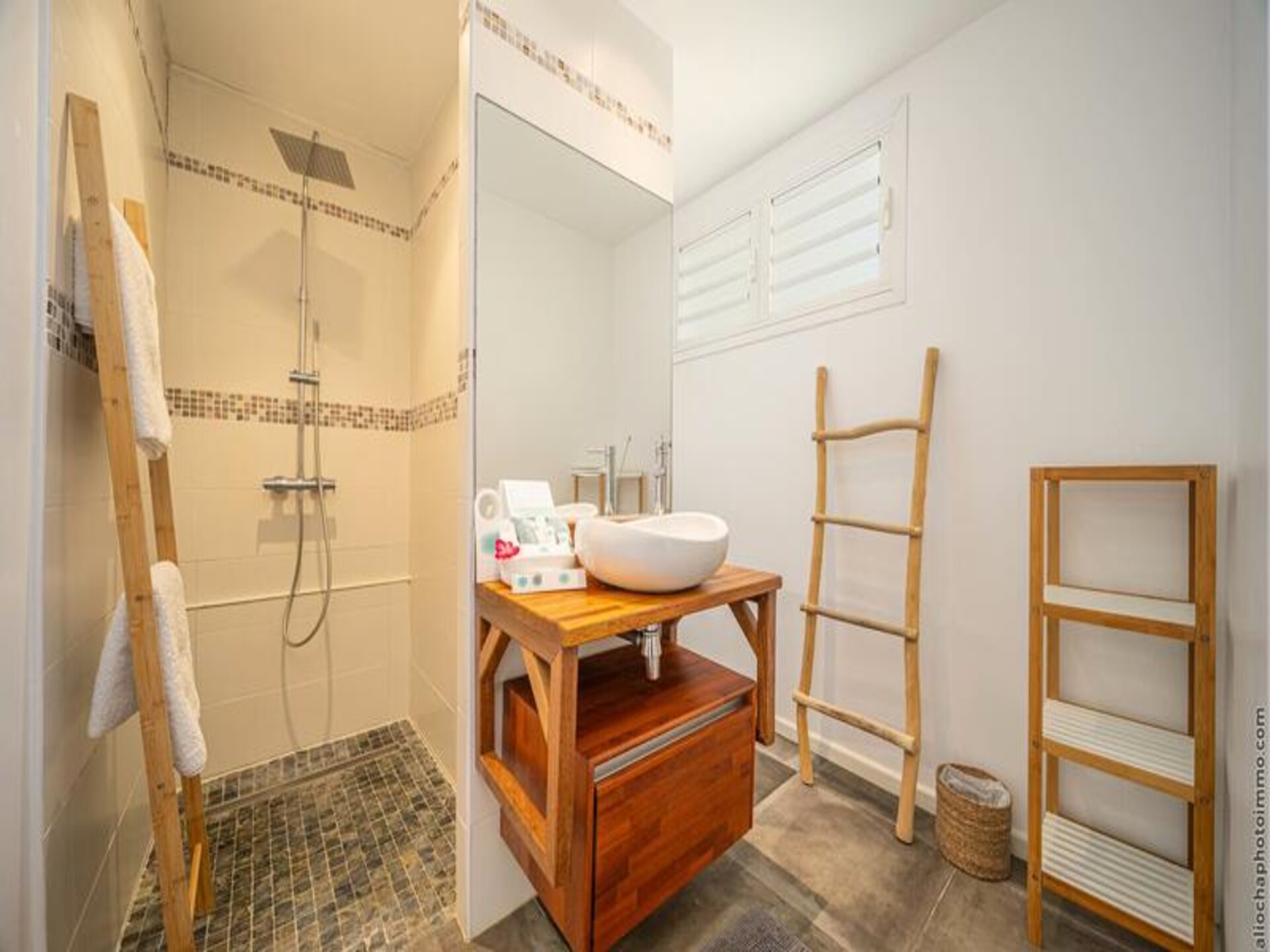 Luxe appartement voor 6 personen met tuin en airco nabij strand Gros Raisin - foto 24