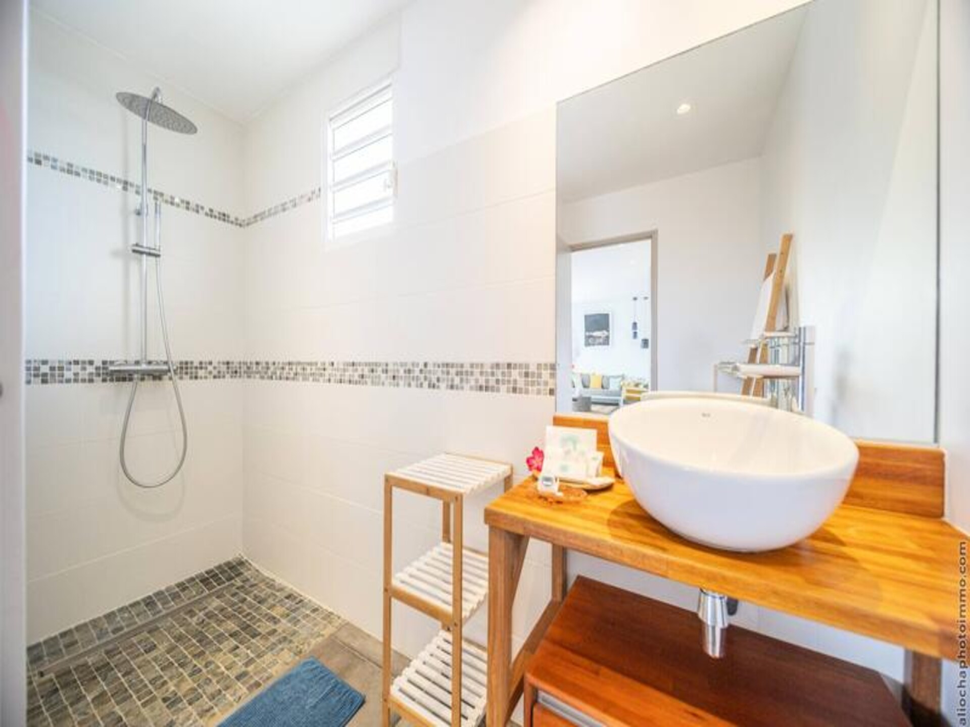 Luxe appartement voor 6 personen met tuin en airco nabij strand Gros Raisin - foto 27
