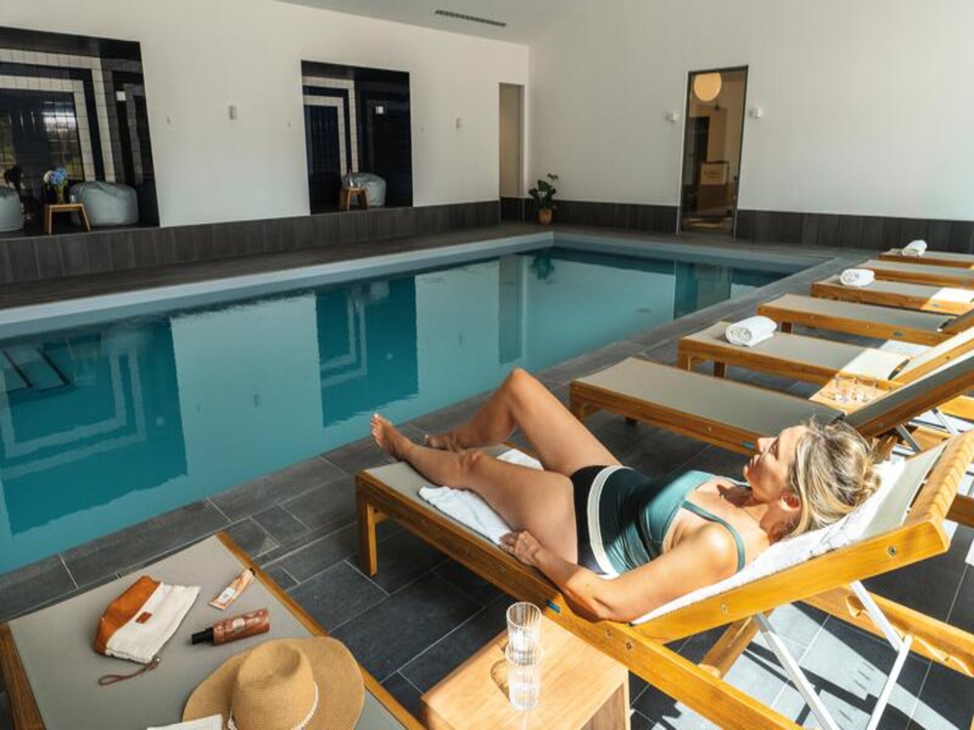 Appartement aan zee in Morgat met uitzicht, zwembad en ontbijt - foto 7
