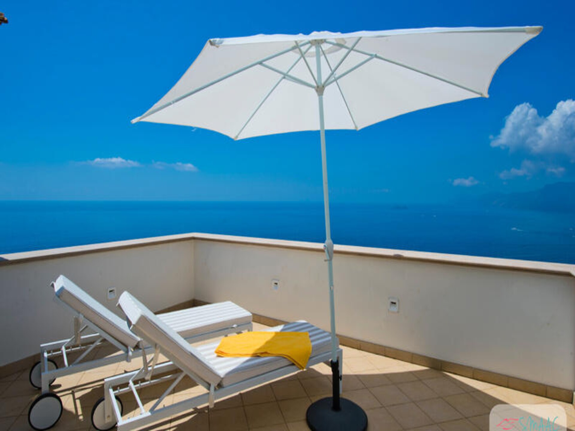 Villa Imperati: Elegant appartement met zwembad en panoramisch uitzicht op de Amalfikust - foto 16