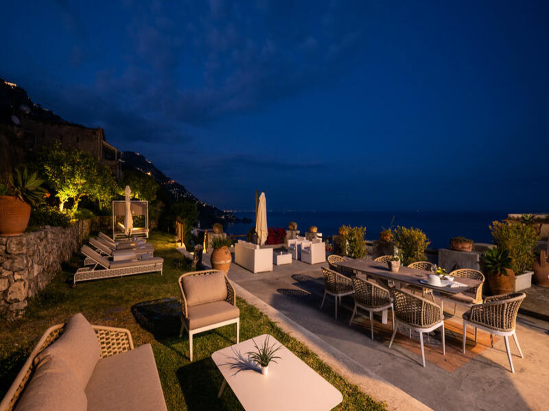 Villa Panorama: Elegant appartement met zeezicht en tuin in Praiano - foto 8