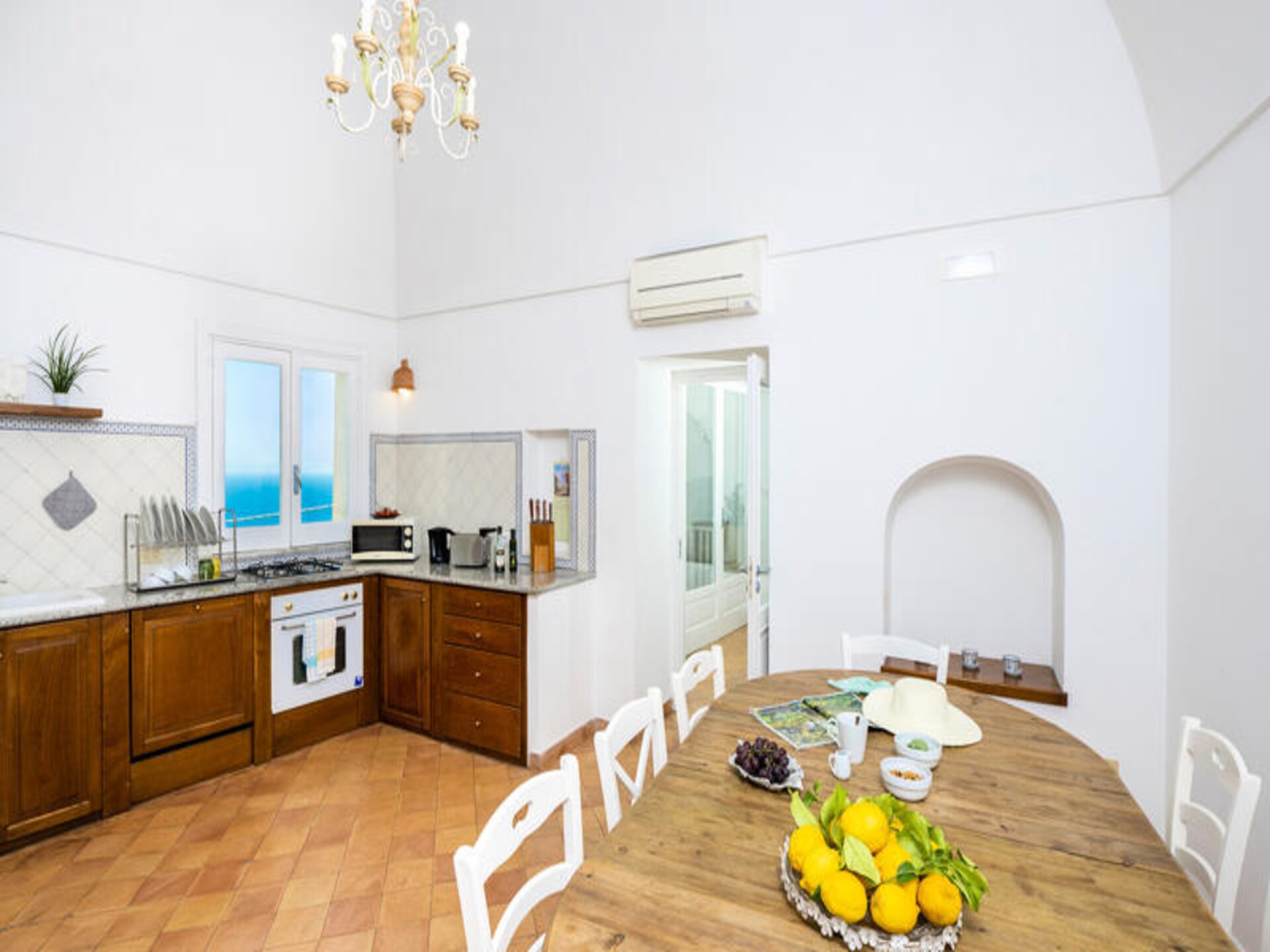 Villa Panorama: Elegant appartement met zeezicht en tuin in Praiano - foto 17