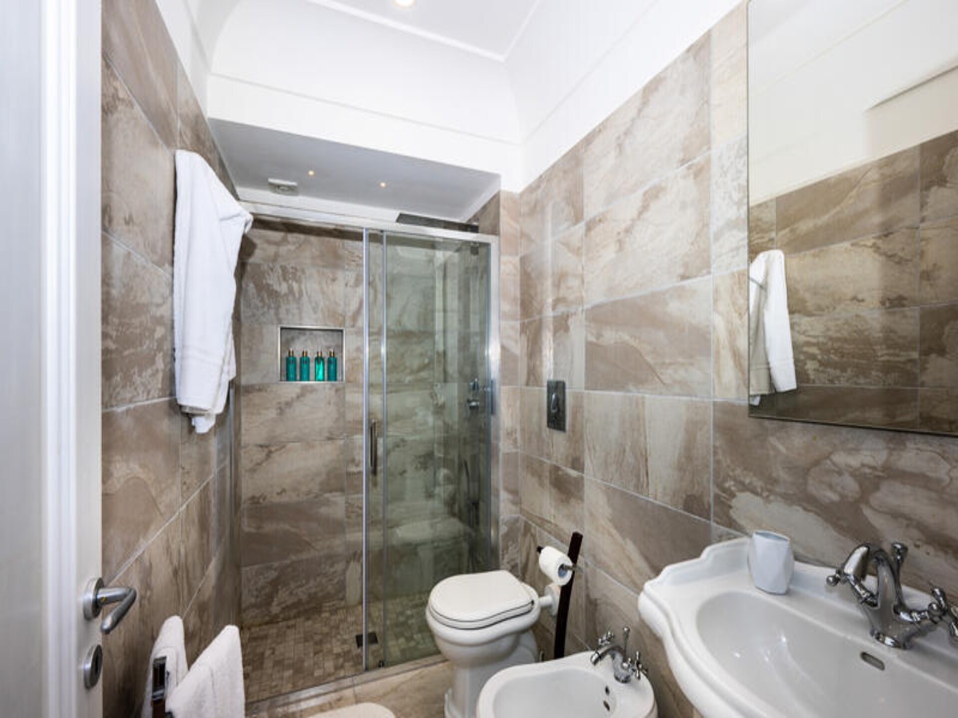 Villa Panorama: Elegant appartement met zeezicht en tuin in Praiano - foto 36