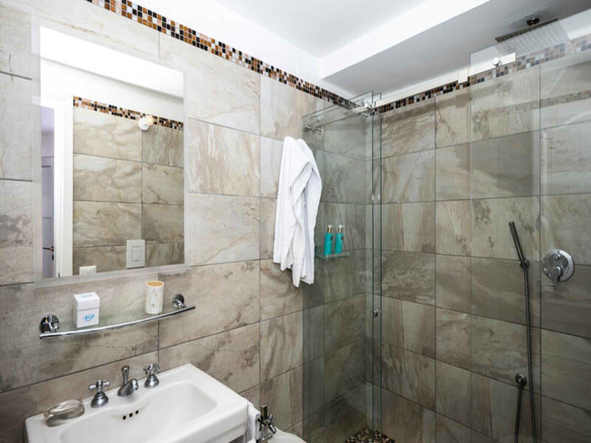 Villa Panorama: Elegant appartement met zeezicht en tuin in Praiano - foto 37