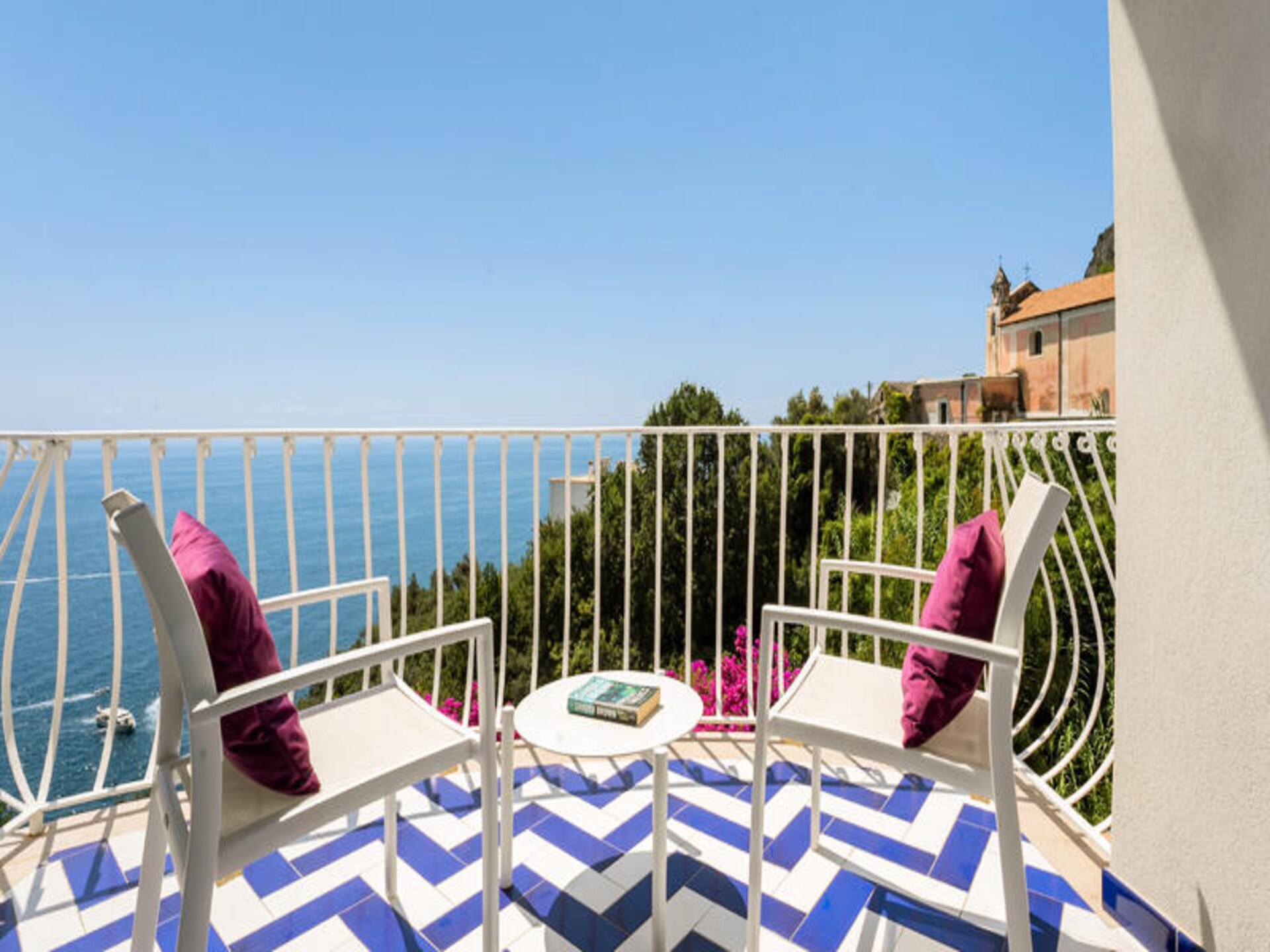 Villa Bijoux: luxe appartement met zwembad en zeezicht aan de Amalfikust - foto 33