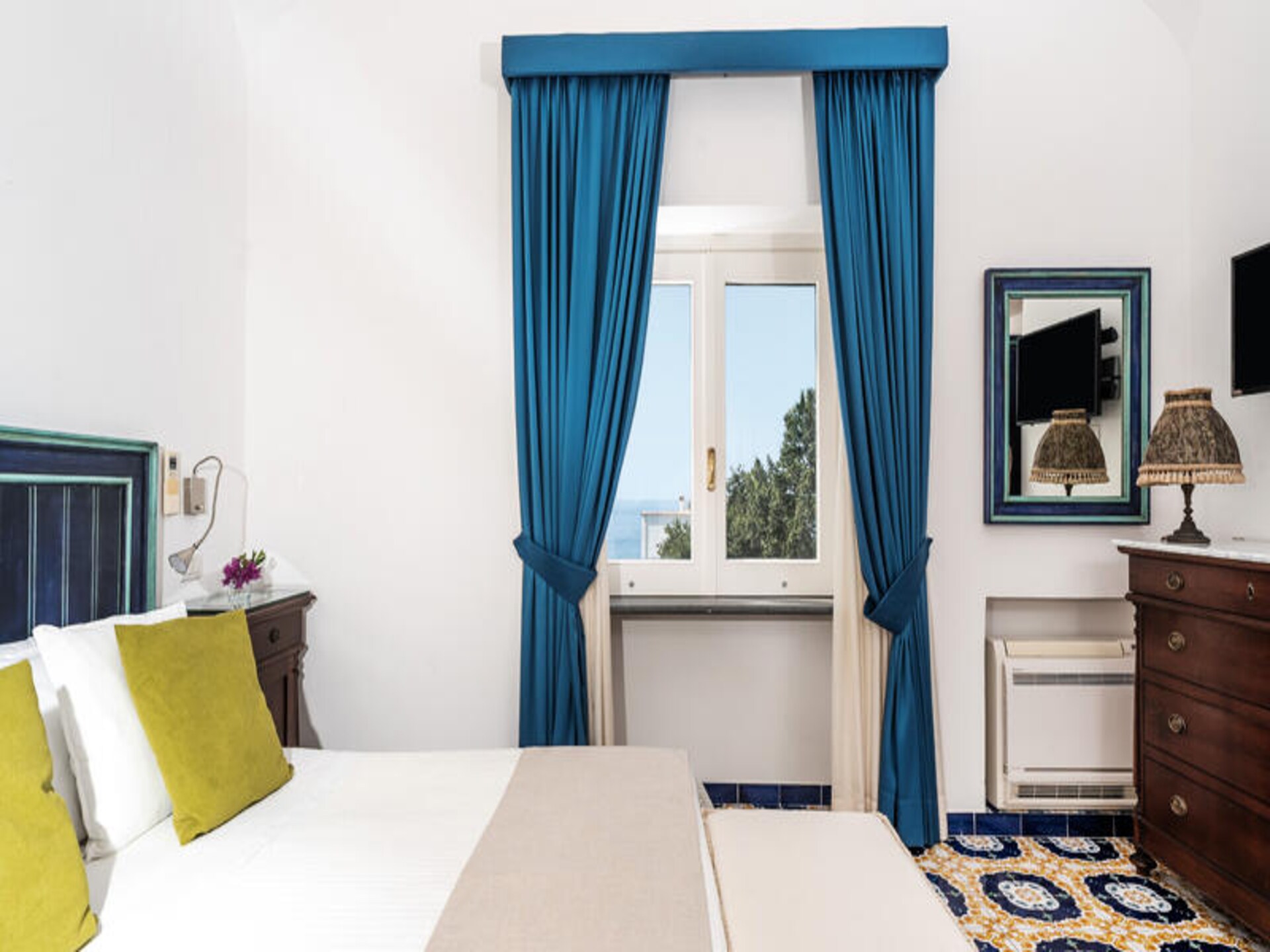 Villa Bijoux: luxe appartement met zwembad en zeezicht aan de Amalfikust - foto 35