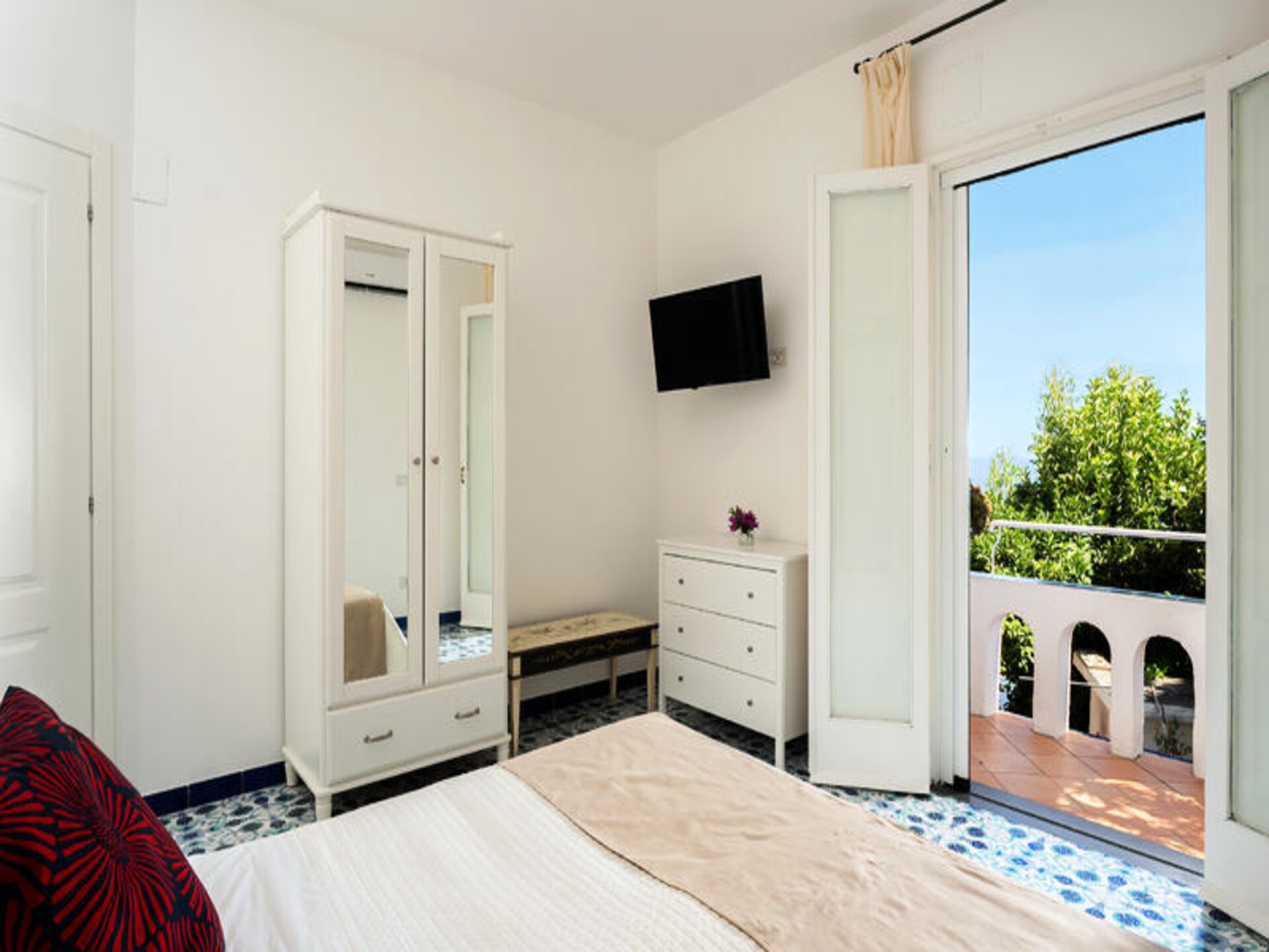 Villa Bijoux: luxe appartement met zwembad en zeezicht aan de Amalfikust - foto 41