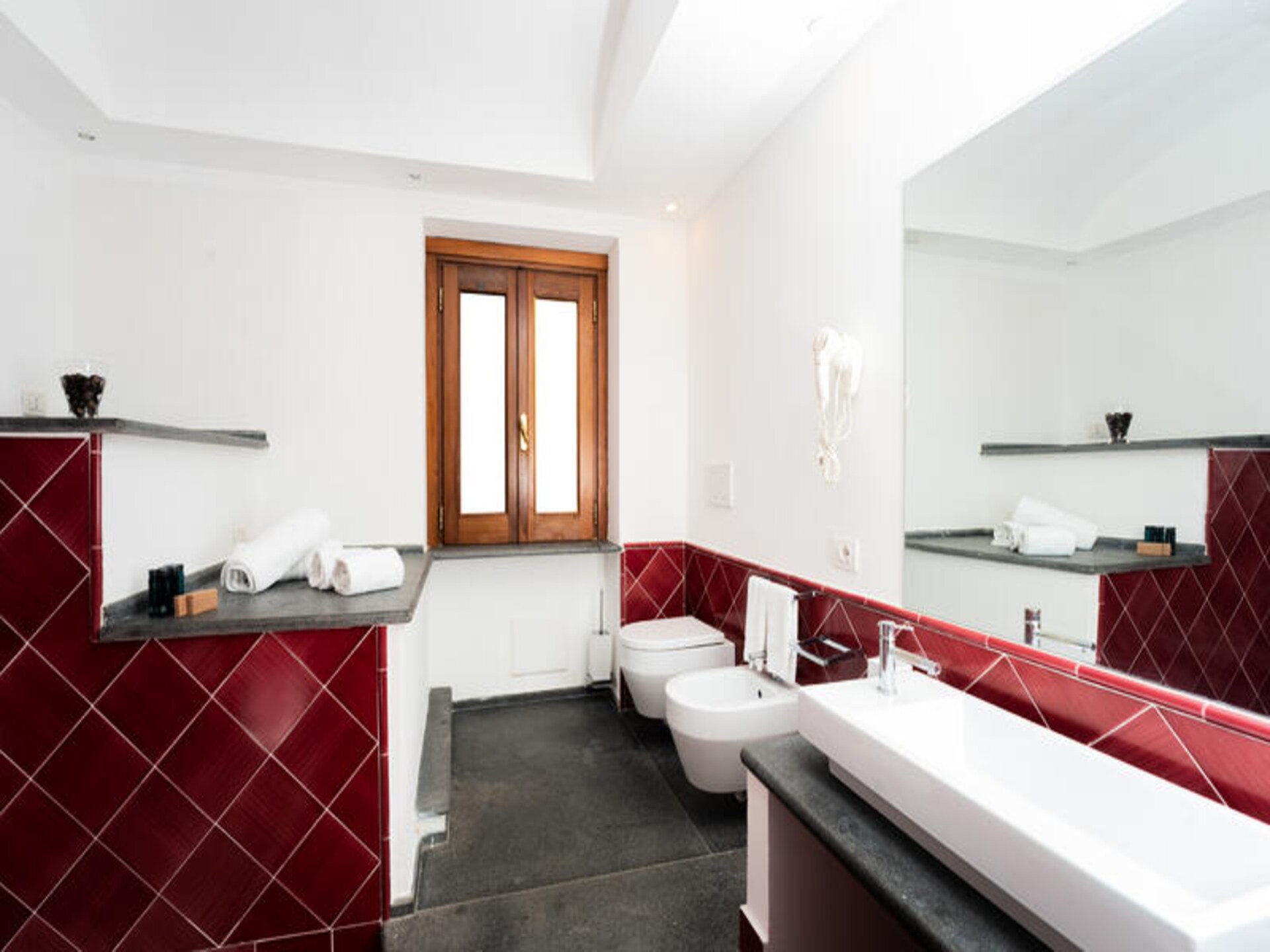 Villa Bijoux: luxe appartement met zwembad en zeezicht aan de Amalfikust - foto 49