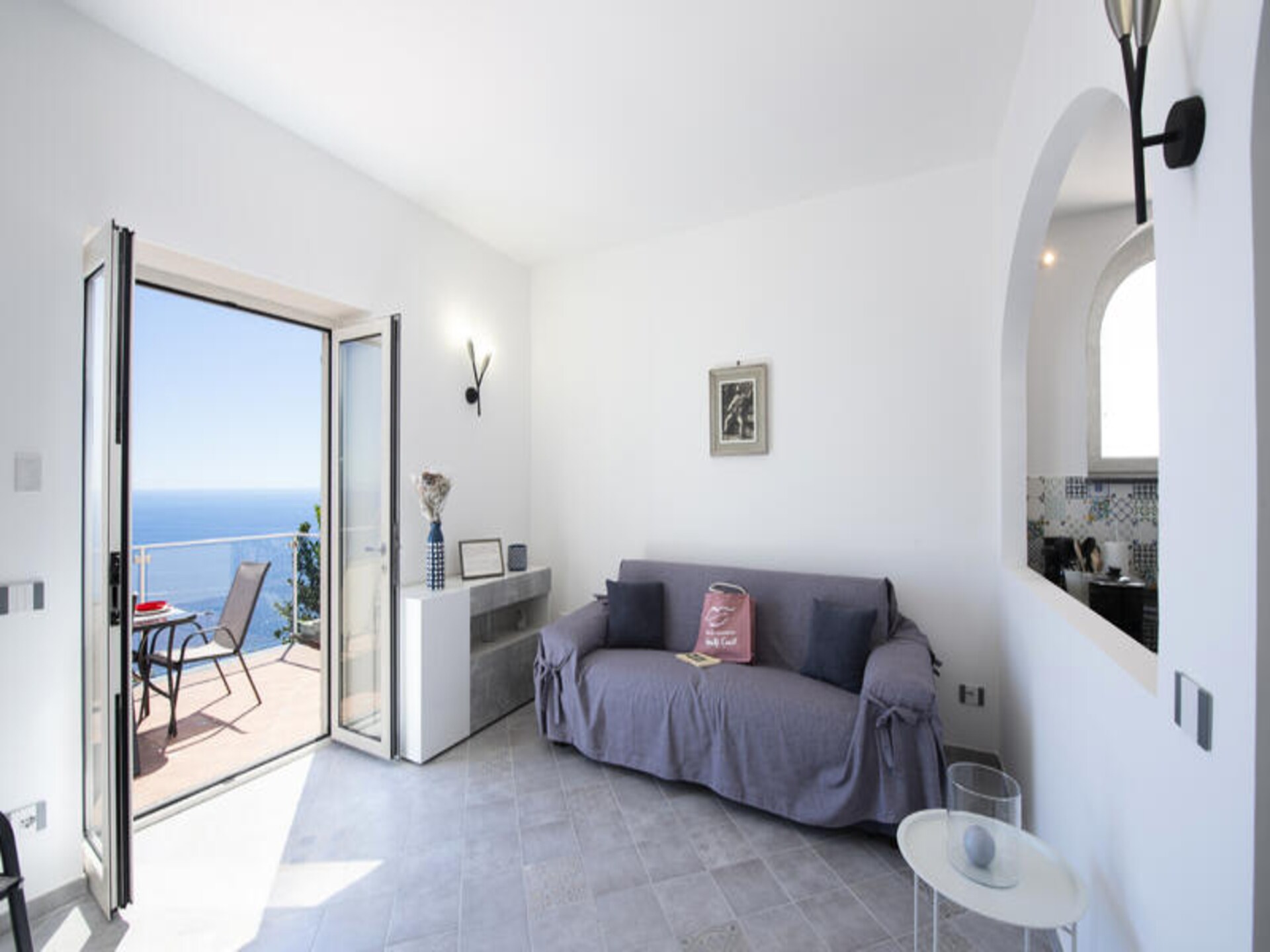 Licht appartement met panoramisch zeezicht in het hart van Praiano - foto 23