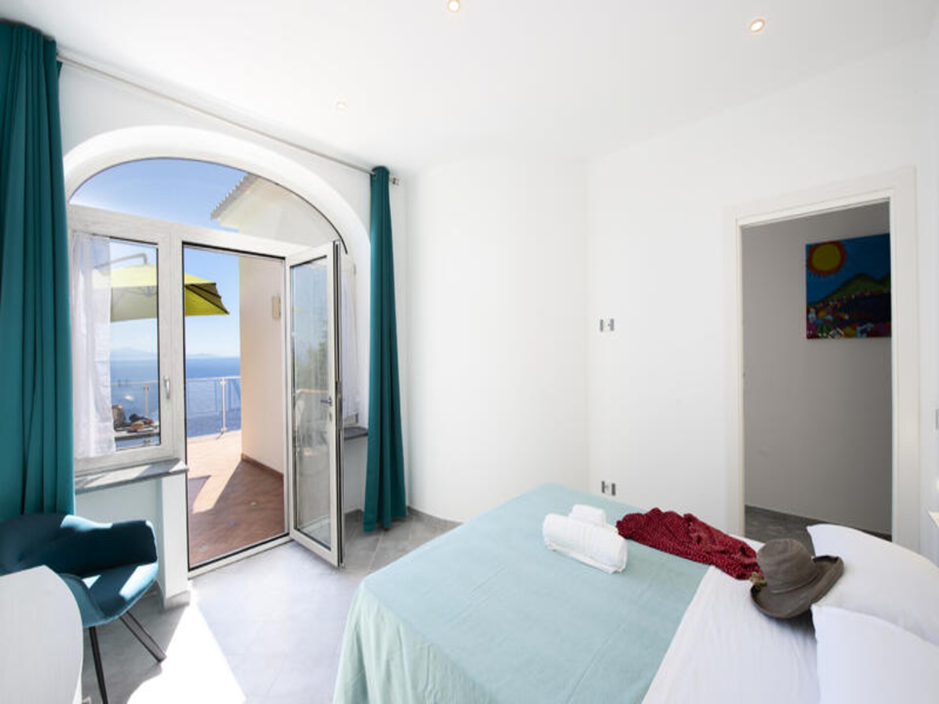 Licht appartement met panoramisch zeezicht in het hart van Praiano - foto 30