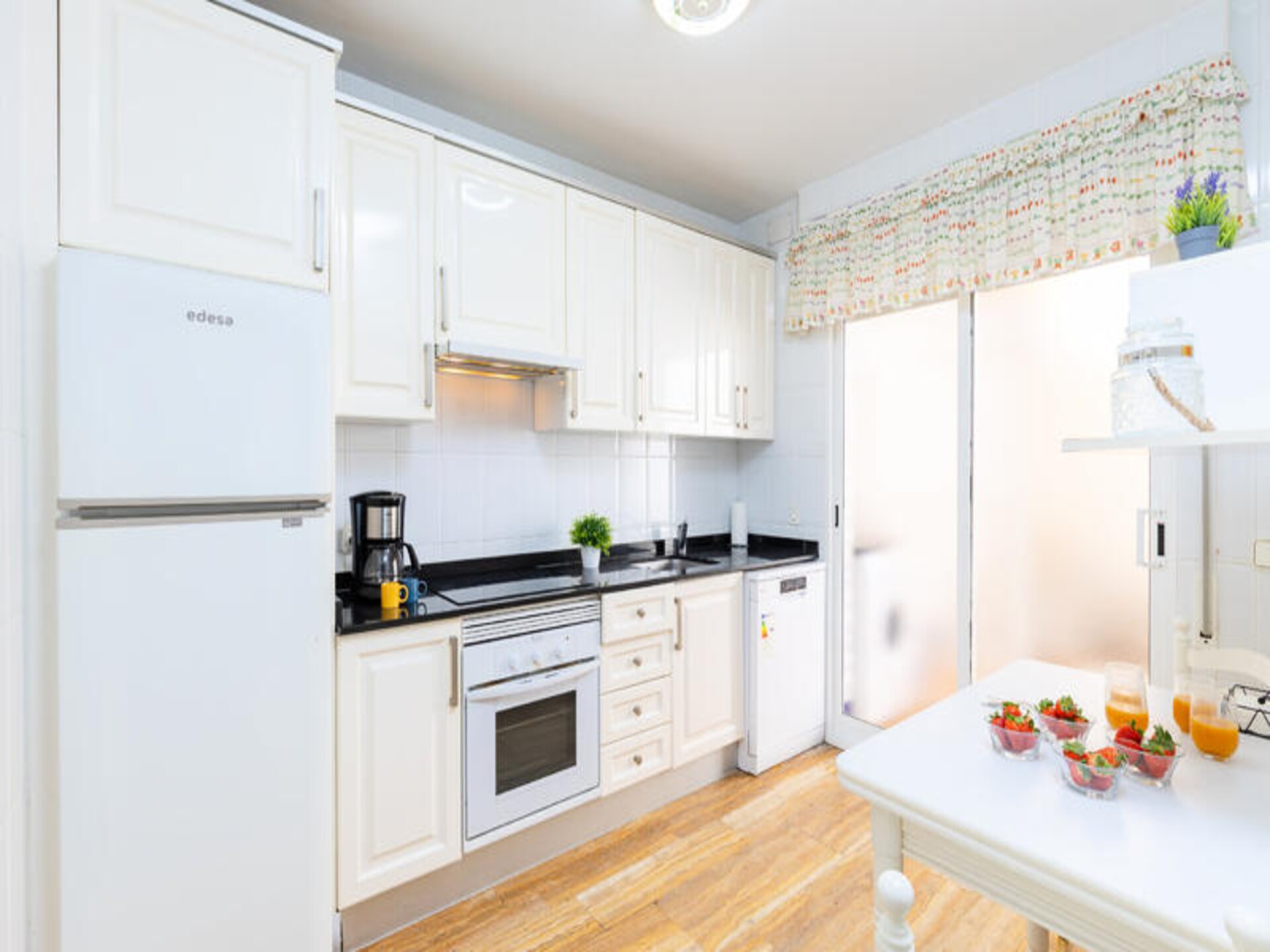 Ruim appartement aan de Costa Blanca met tuin, 5 km van La Zenia Boulevard - foto 14