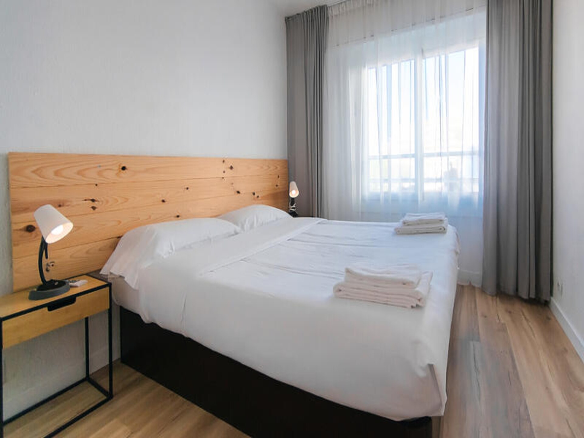 Stijlvol appartement met terras en zwembad in centrum Roses - foto 4