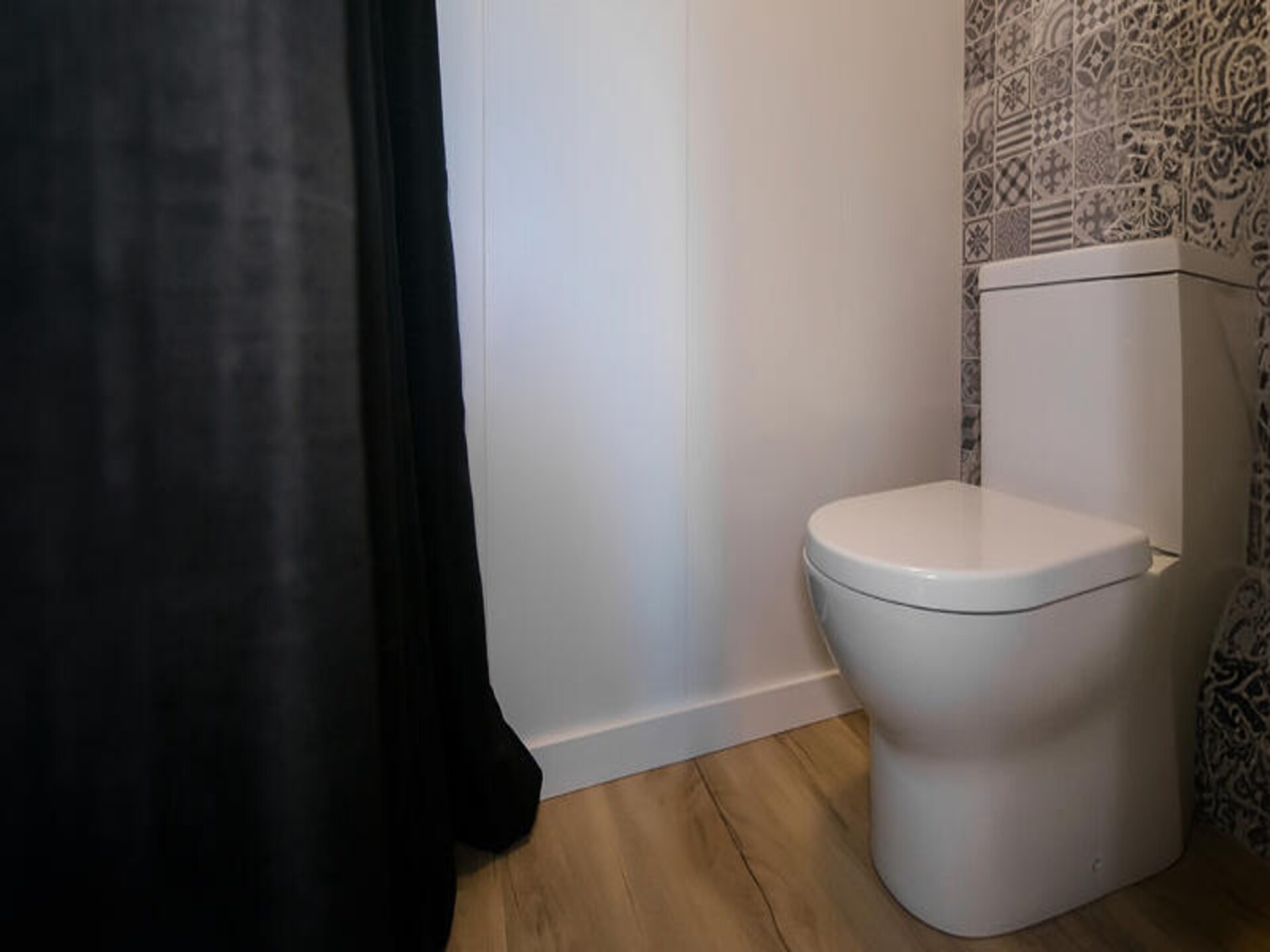 Stijlvol appartement met terras en zwembad in centrum Roses - foto 16