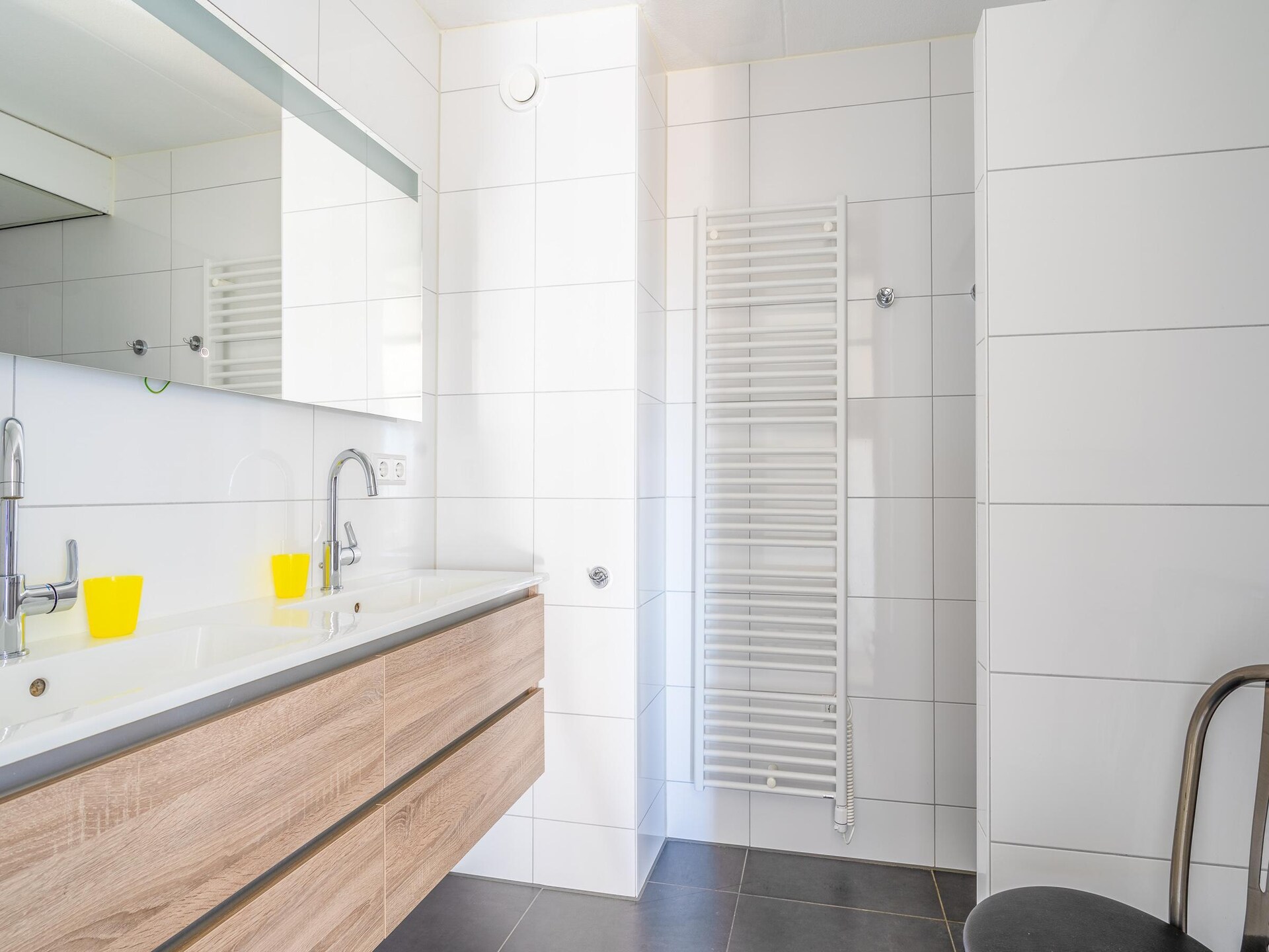 Juliana 170: Gezellig appartement met uitzicht over bos en zee in De Koog - foto 11