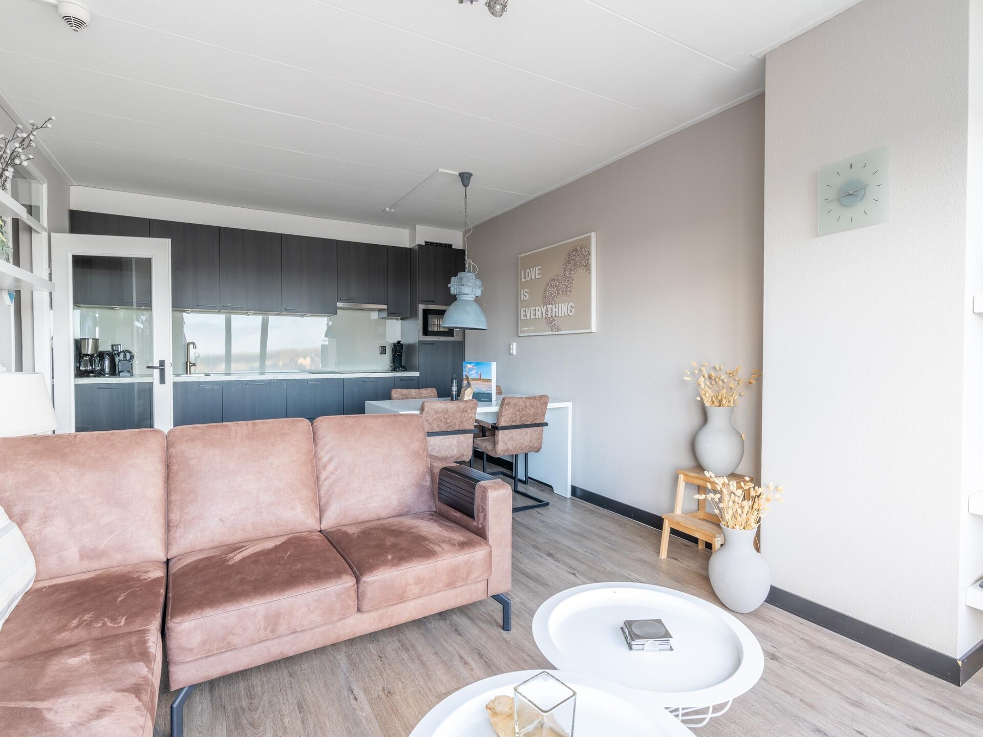 Sfeervol appartement met bos- en zeezicht in hartje De Koog - foto 3
