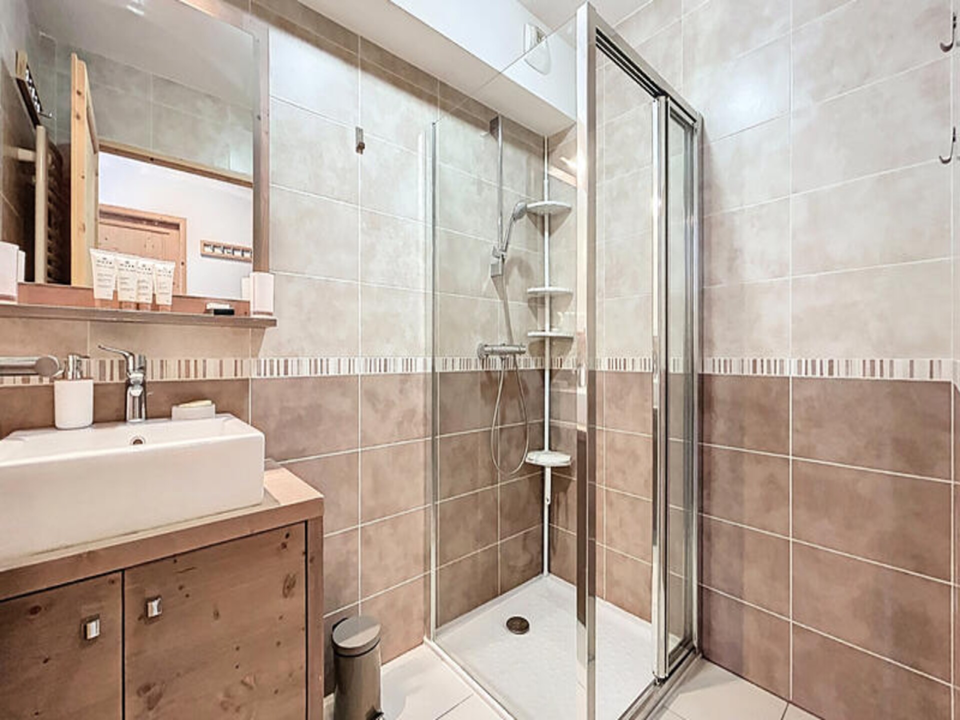 Modern appartement Les Gets, direct aan de piste voor 6 personen - foto 23