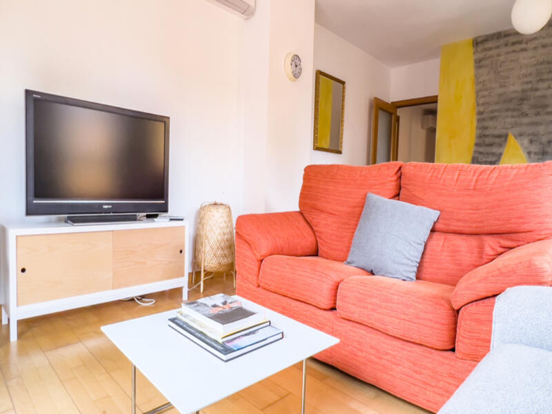 Ruim appartement met balkon vlakbij het Meer van Banyoles - foto 11