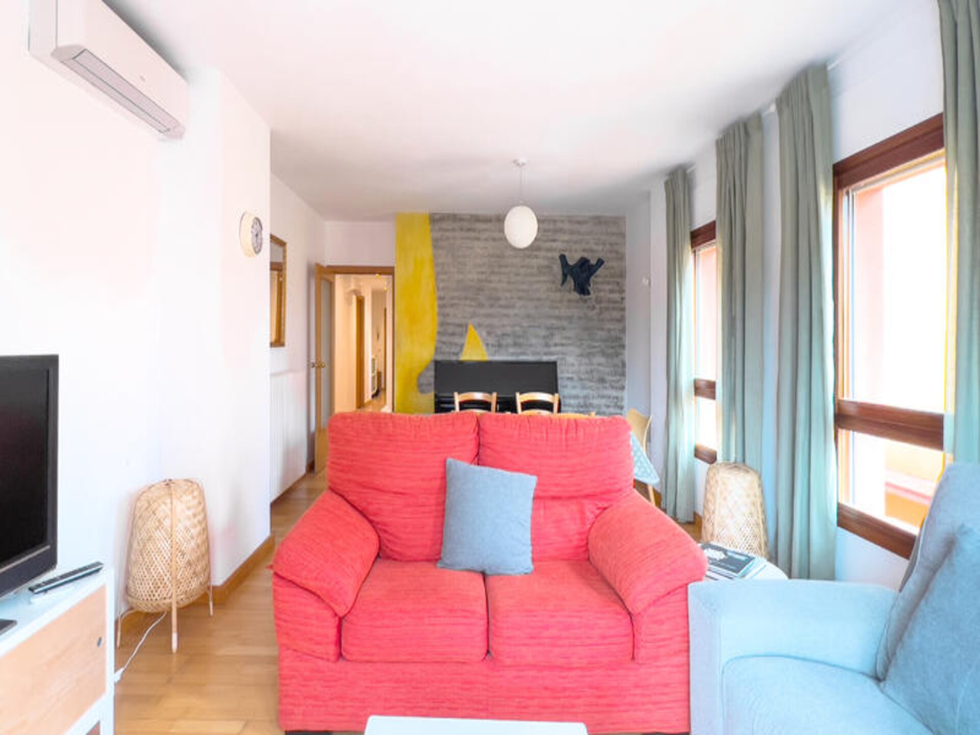 Ruim appartement met balkon vlakbij het Meer van Banyoles - foto 12