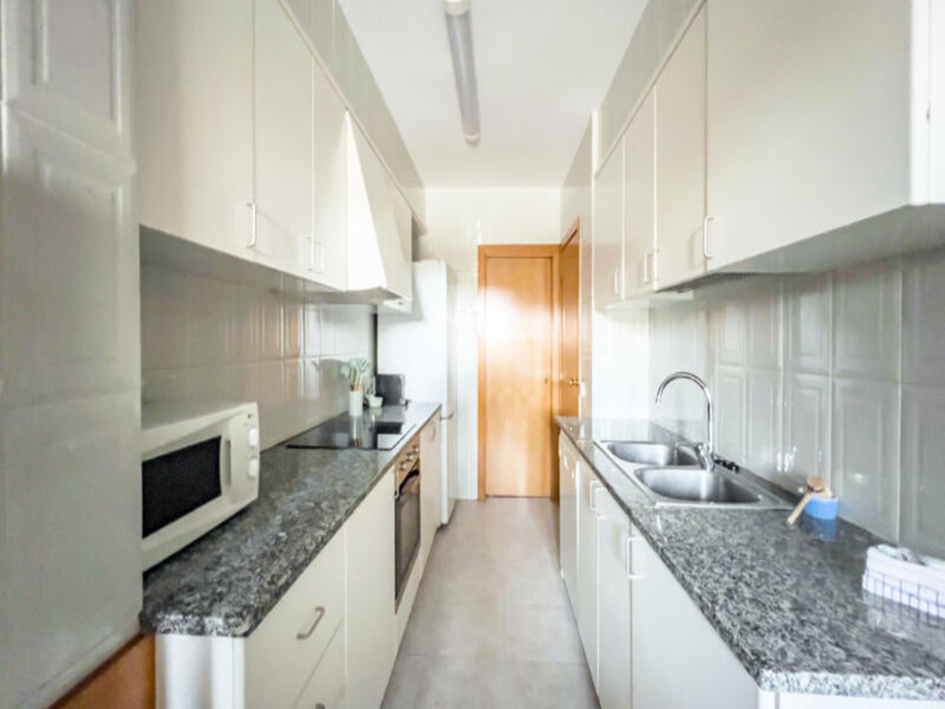 Ruim appartement met balkon vlakbij het Meer van Banyoles - foto 19