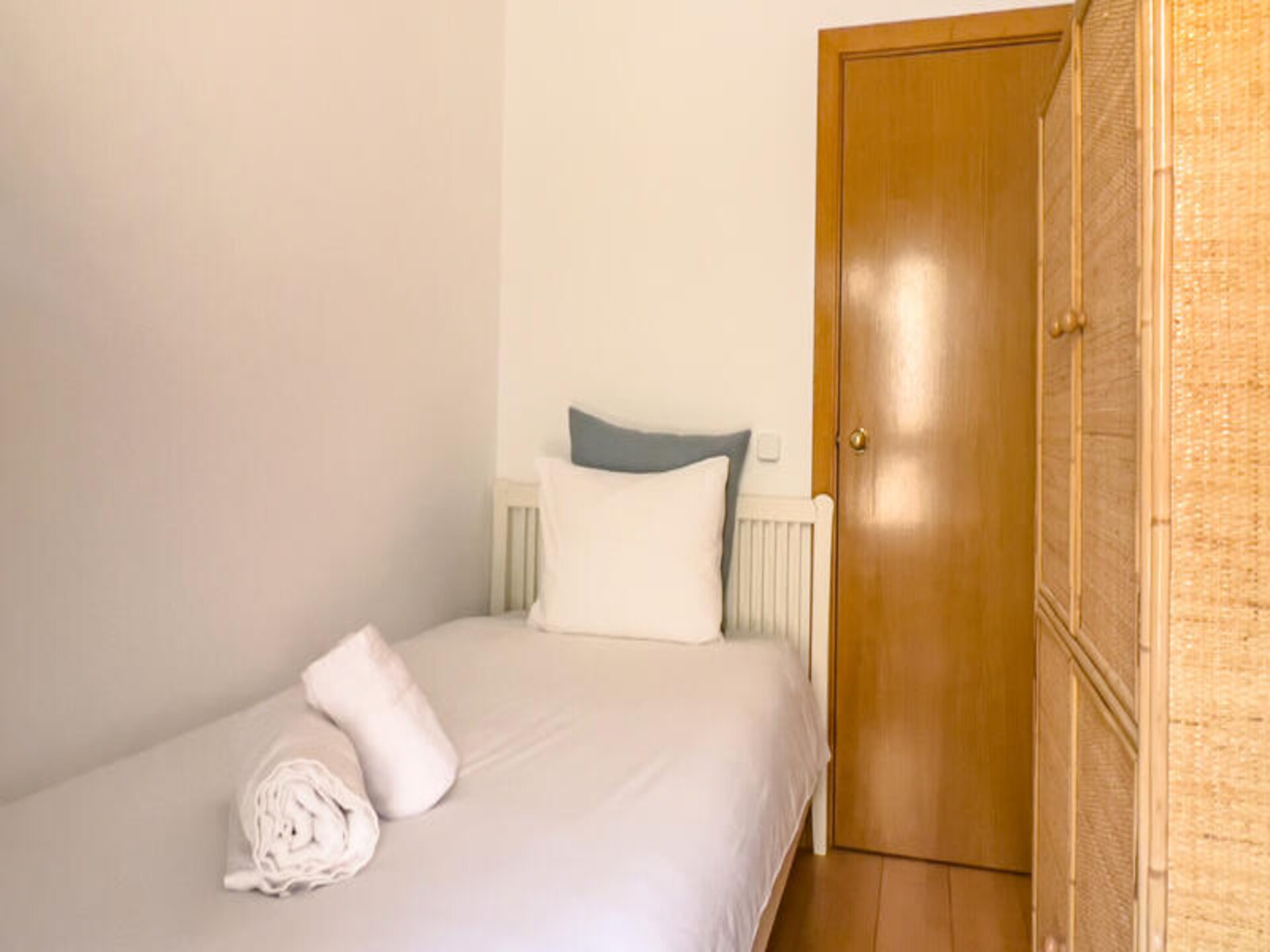 Ruim appartement met balkon vlakbij het Meer van Banyoles - foto 27