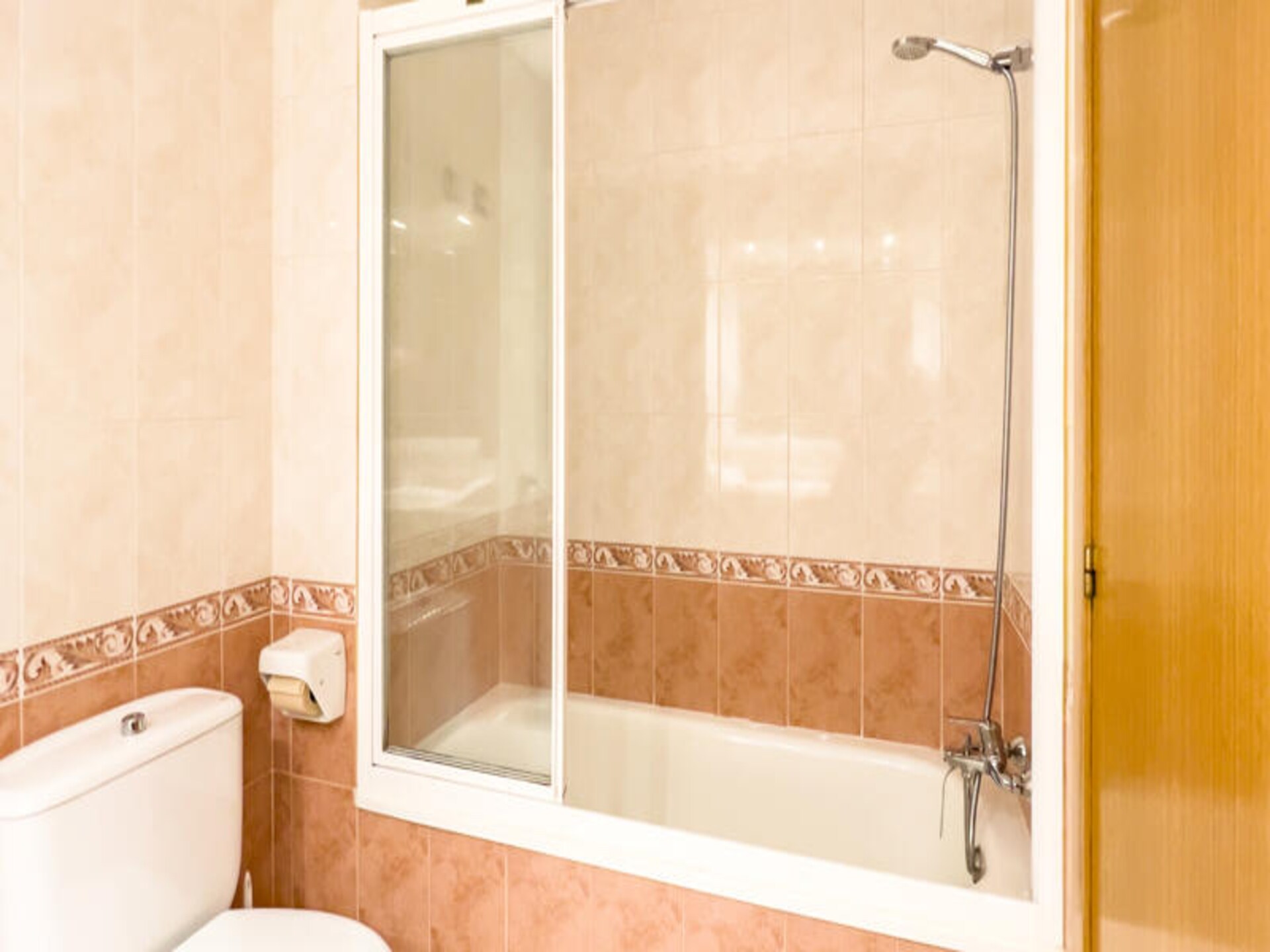 Ruim appartement met balkon vlakbij het Meer van Banyoles - foto 31
