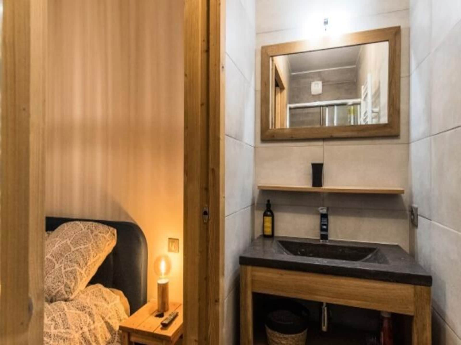 Ski-in/ski-out appartement in La Toussuire met panoramisch uitzicht op de Aiguilles d'Arves - foto 9