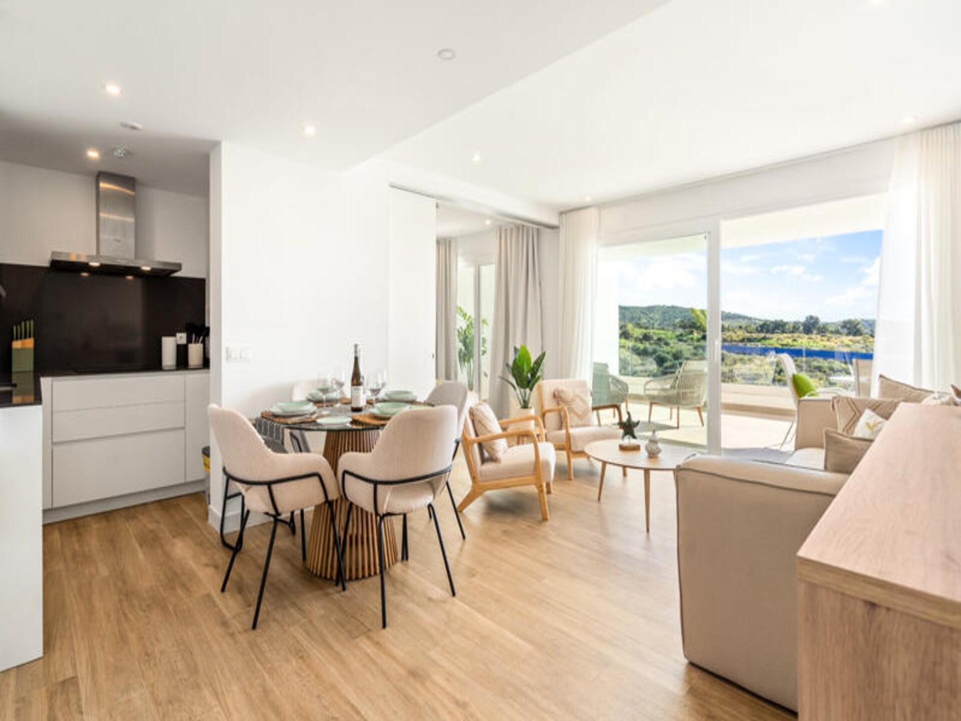 Stijlvol appartement nabij Crystal Lagoon in Casares - foto 15