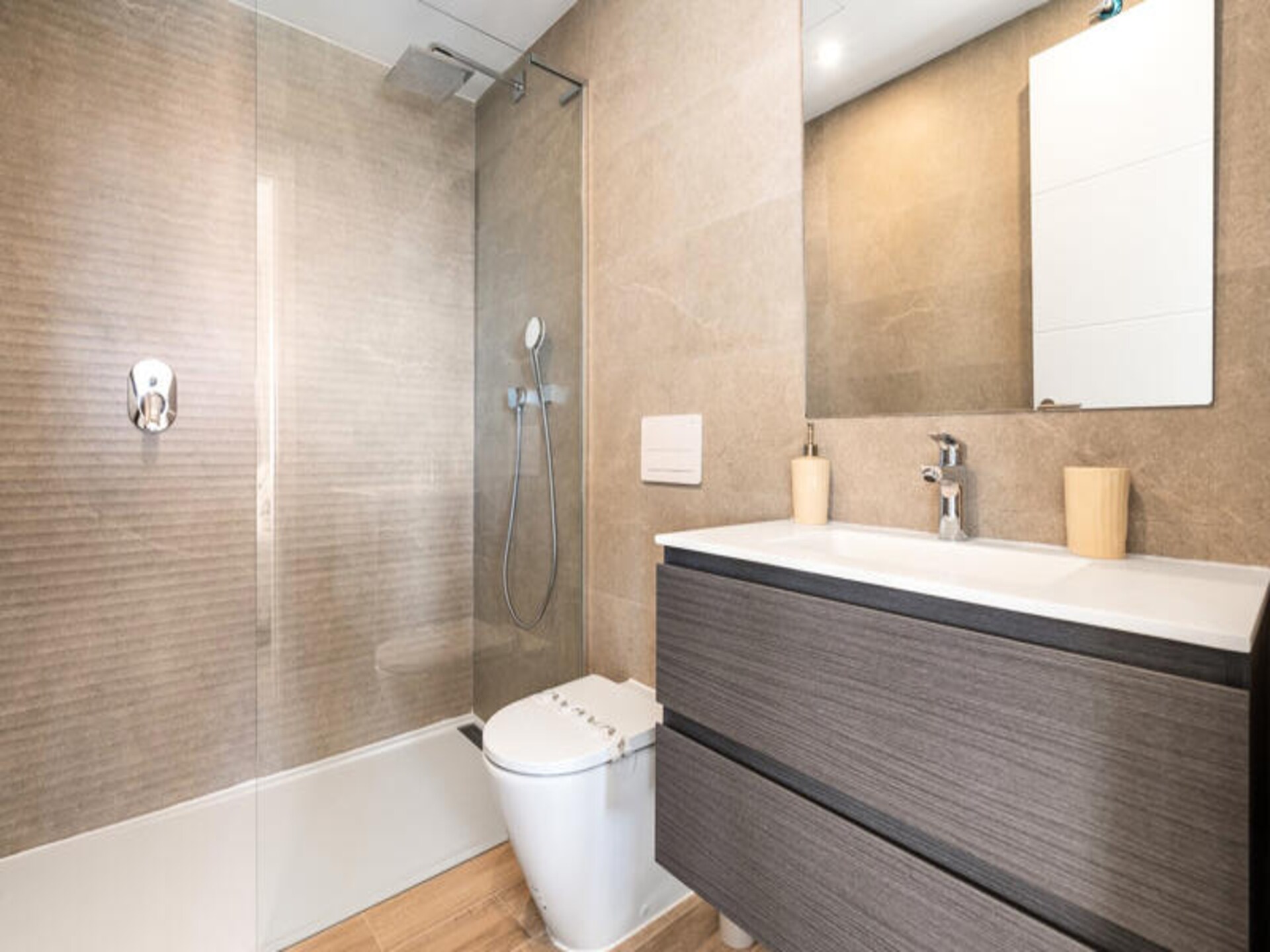 Stijlvol appartement nabij Crystal Lagoon in Casares - foto 27