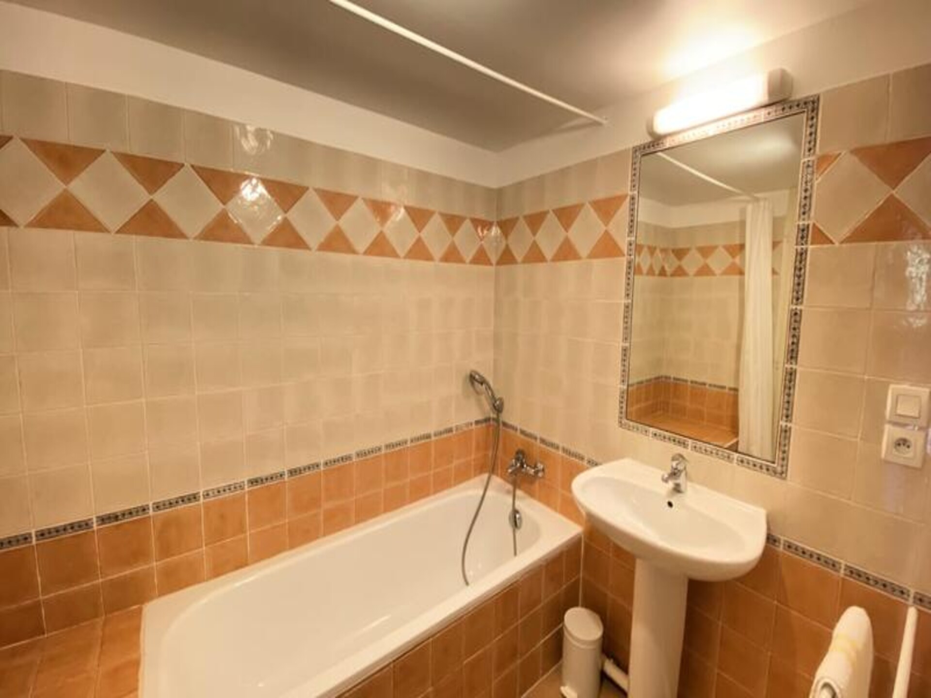 Studio in Provençaalse Mas met zwembad bij lavendelvelden Valensole - foto 14