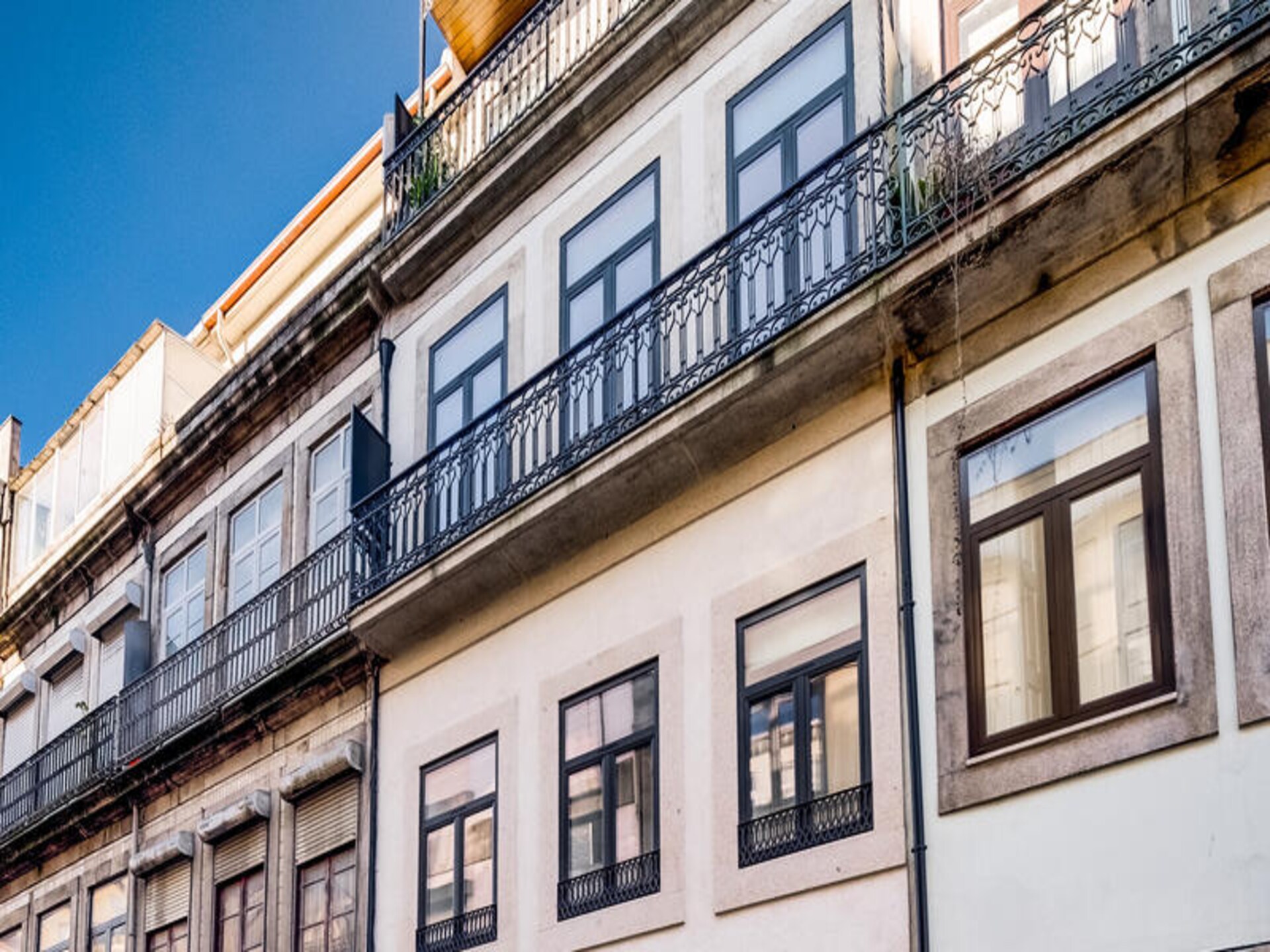 Stijlvol appartement voor 2 in hartje Porto, 50m² met airco en keuken - foto 18