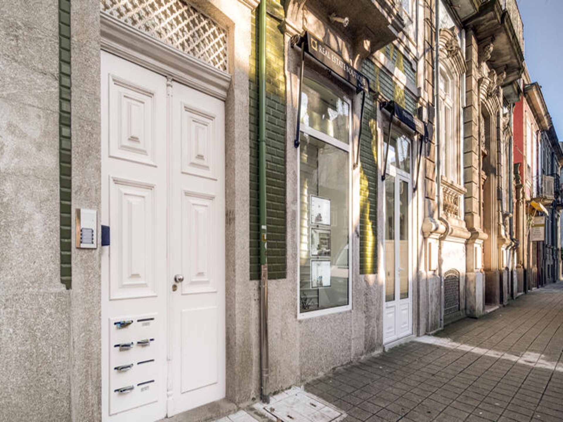 Knusse studio met ruim terras in het hart van Porto - foto 15